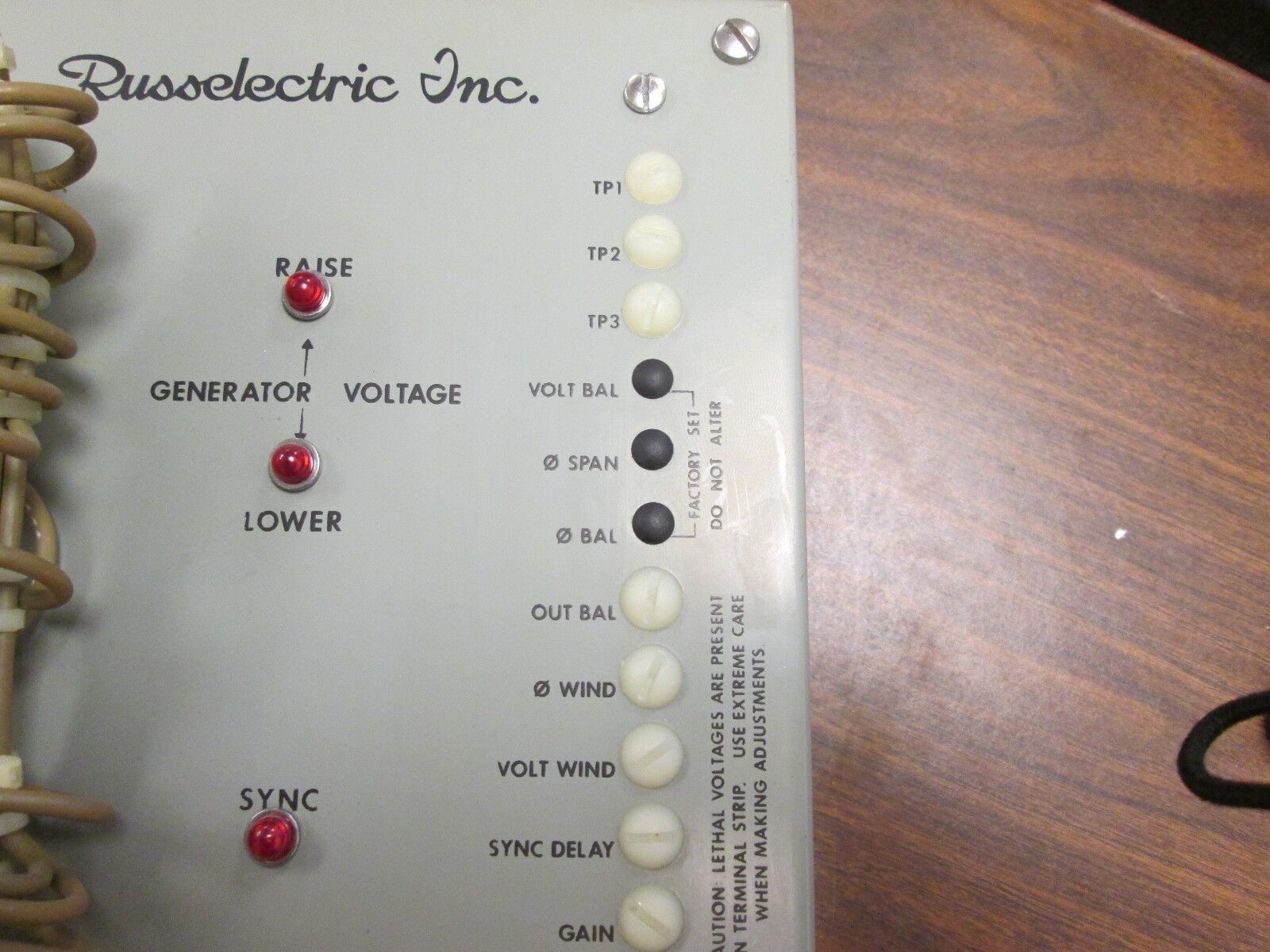Russelectric Model 1060 Auto Synchronizer 1060F1 120V AC 50/60 Hz