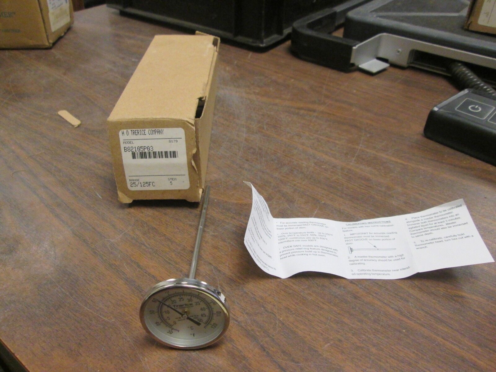 H O Terice Thermometer B82105P03 Range: 25/125 FC 5" Stem New Surplus