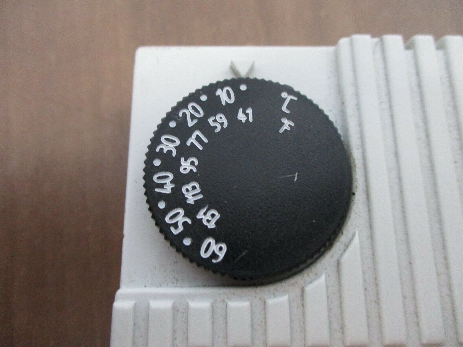 Rittal Temperature Controller SK 3110 Range: 41-131°F Used