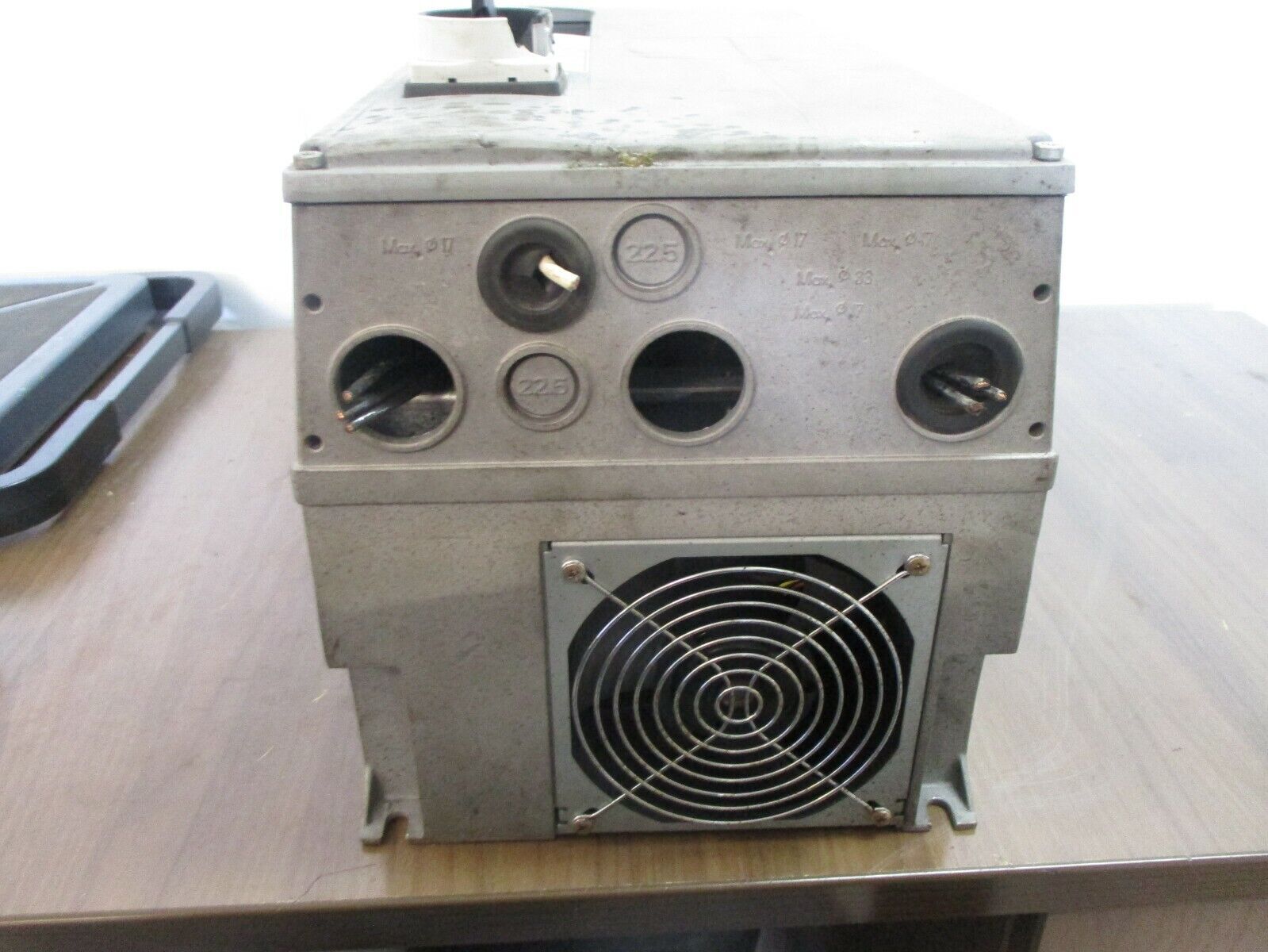 Trane TR200 AC Drive 131X7122 15HP 3Ph *No Keypad* Used