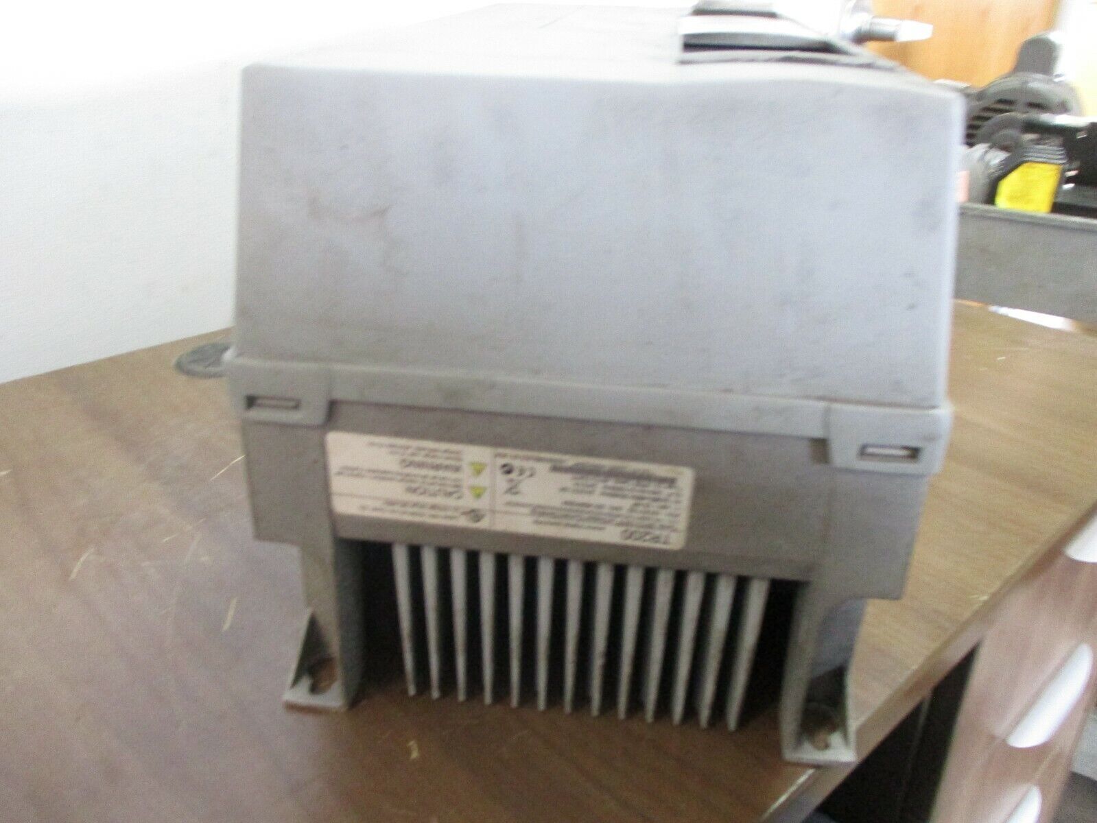 Trane TR200 AC Drive 131X7122 15HP 3Ph *No Keypad* Used