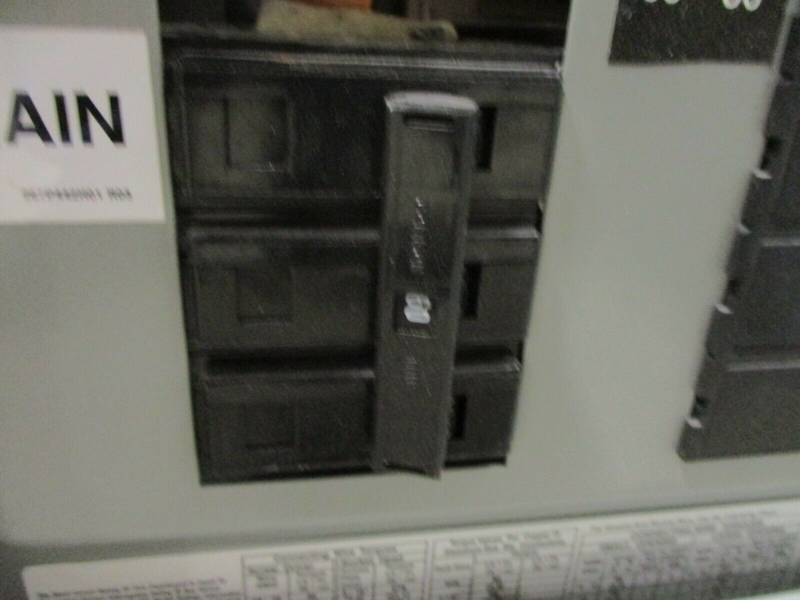 Eaton Main Lug Breaker Panel 1C96646G02 100A Max 208Y/120 3Ph 4W Used