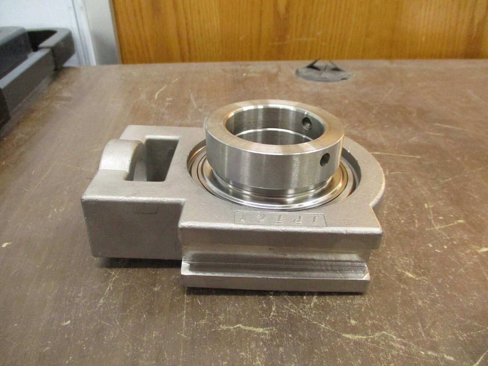 IPTCI Stainless Steel Take-Up Unit SNAST 210 31 1-15/16" Eccentric Locking