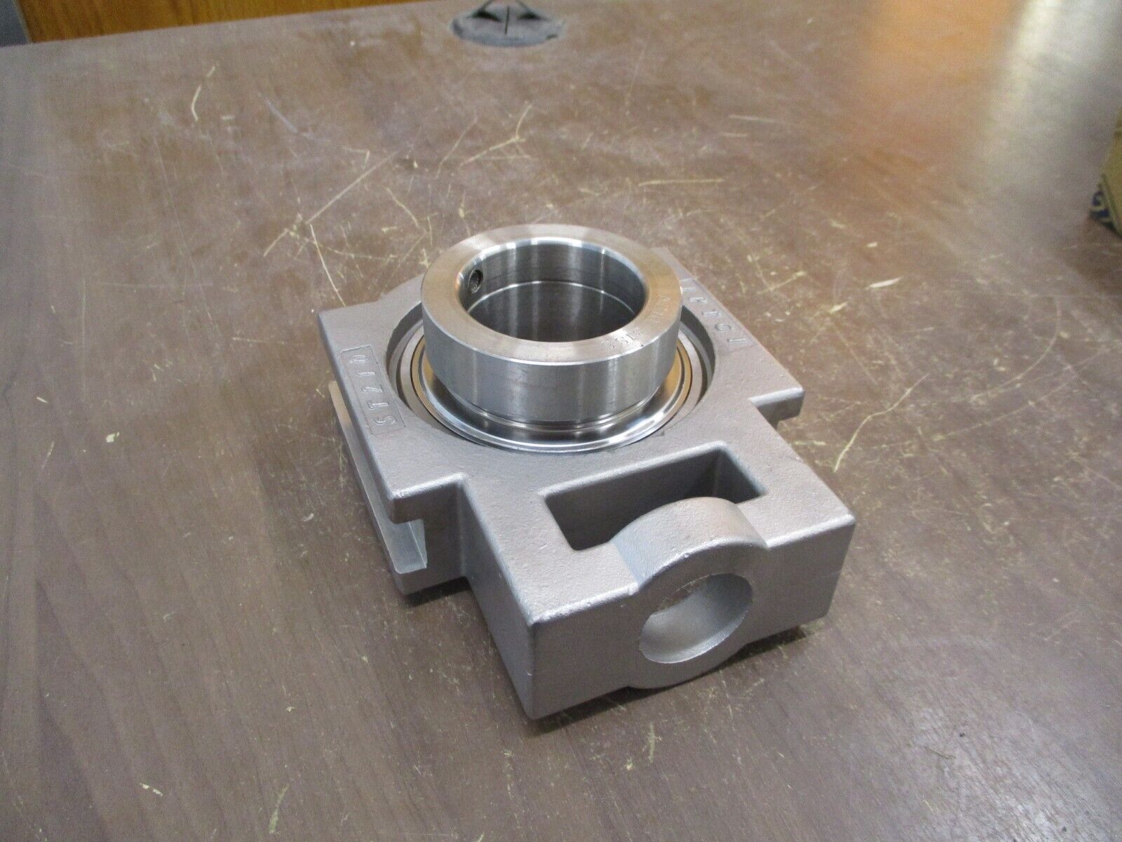 IPTCI Stainless Steel Take-Up Unit SNAST 210 31 1-15/16" Eccentric Locking