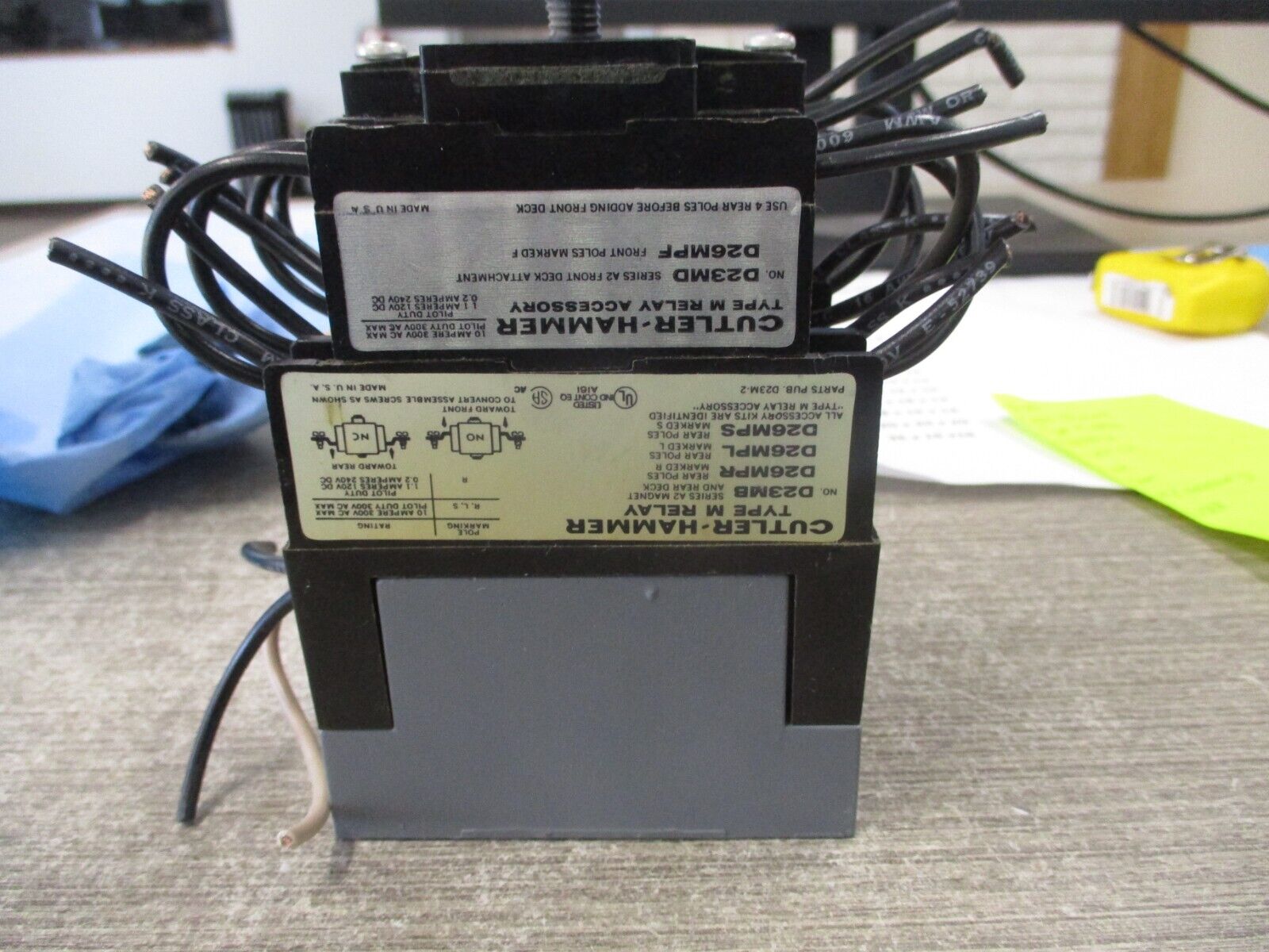 Cutler-Hammer Type M Relay D23M-2 120V Coil 10A 300V W/Accessory Used