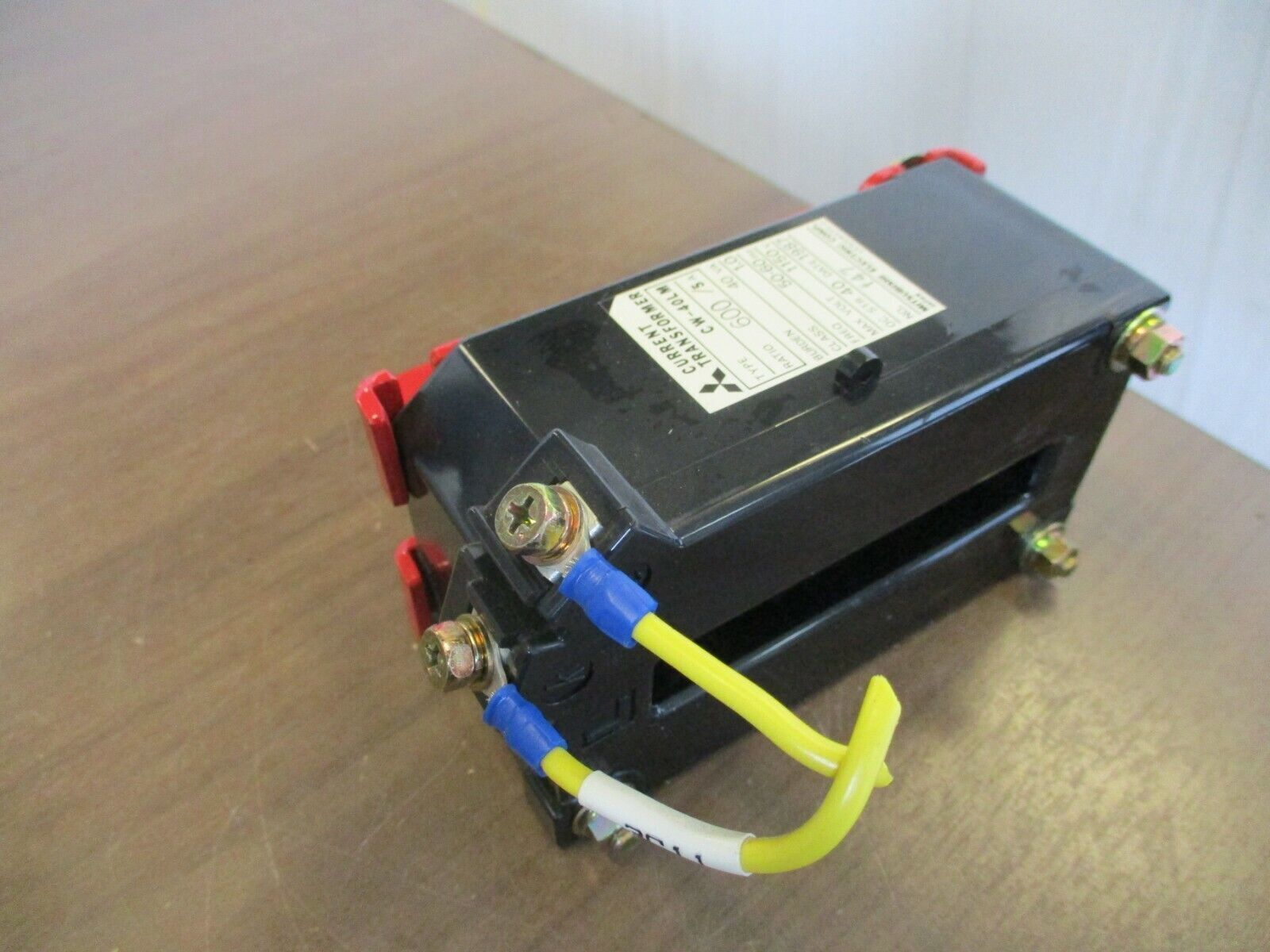 Mitsubishi Current Transformer CW-40LM Ratio 600:5A 40VA 50-60Hz 1150V Used