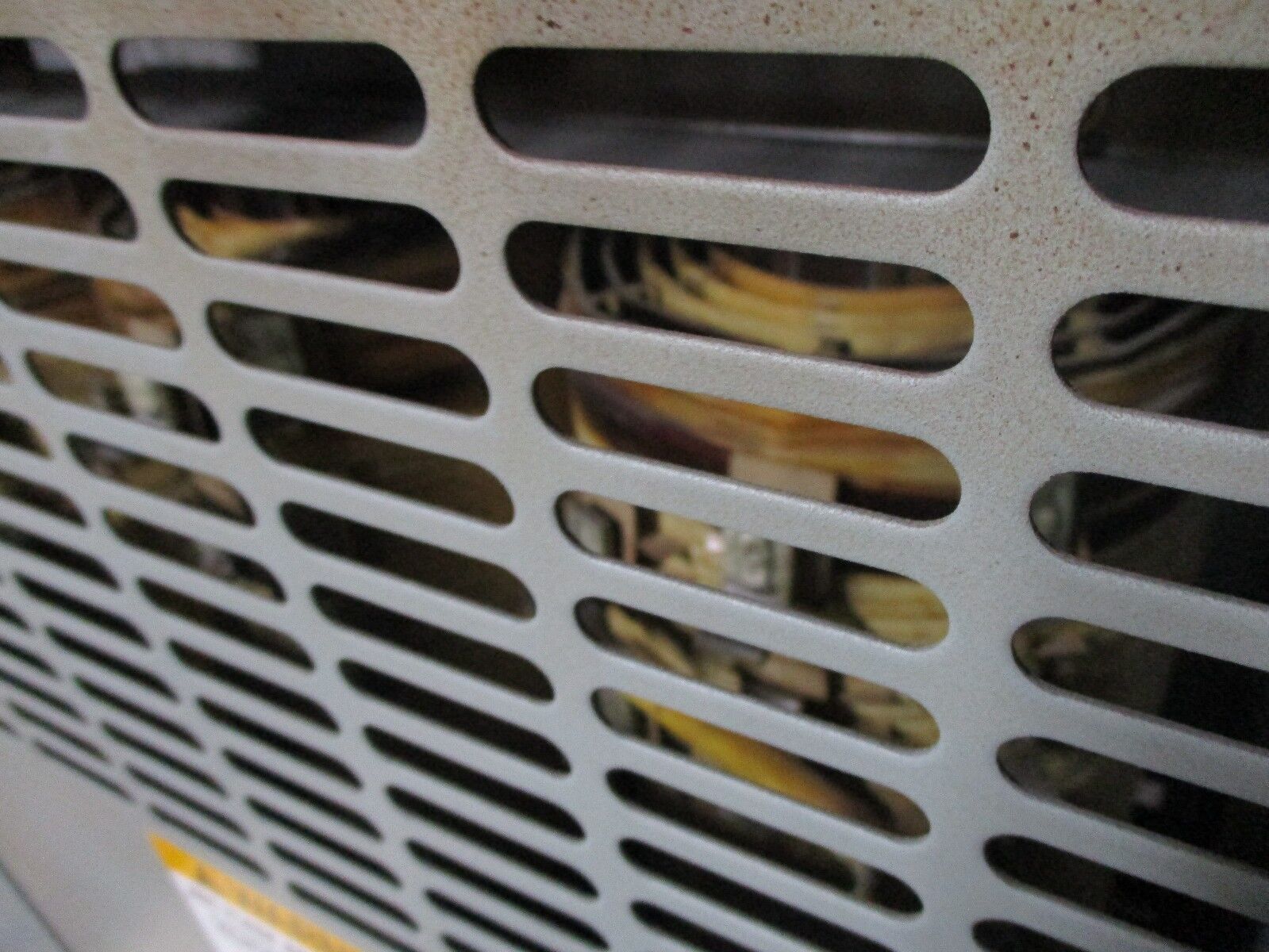 FPE Transformer 300KVA H.V. 480 L.V. 208Y/120V 3Ph 60Hz Used