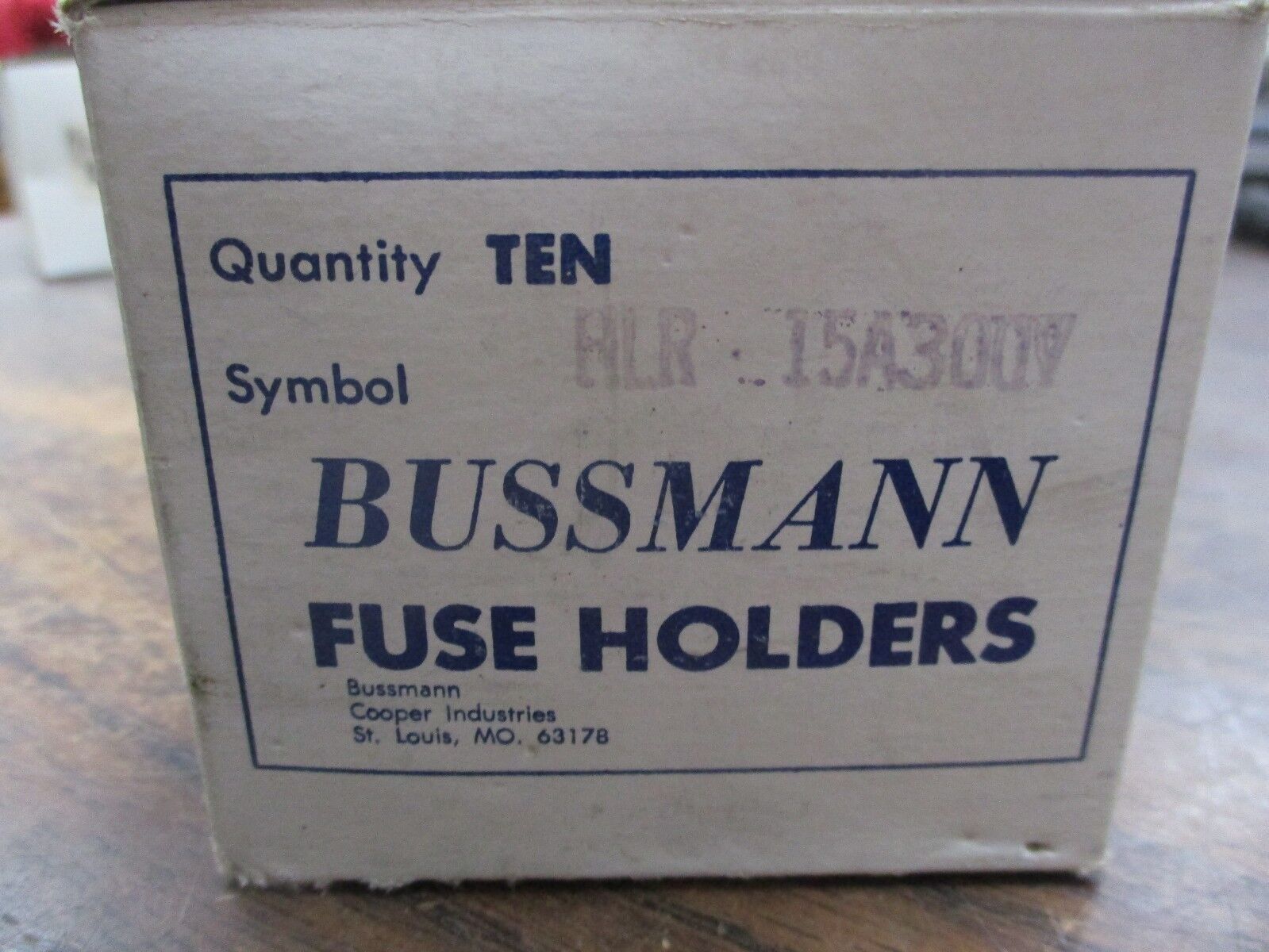 Bussmann Fuse Holder HLR 15A 300V *Box of 10* New Surplus