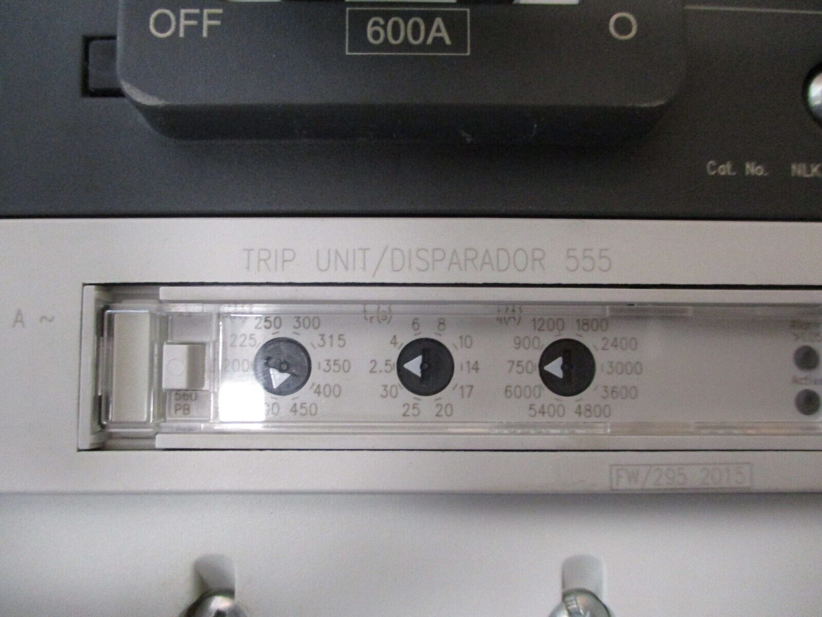 Siemens Type NLGB Circuit Breaker NLK3R600 600A 600V 3P Used