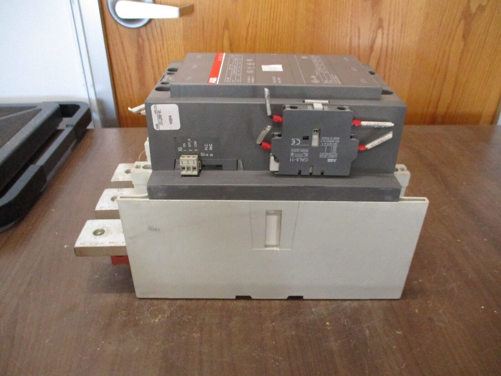 ABB Contactor AF460-30 24-60VDC Coil 650A 600V Used