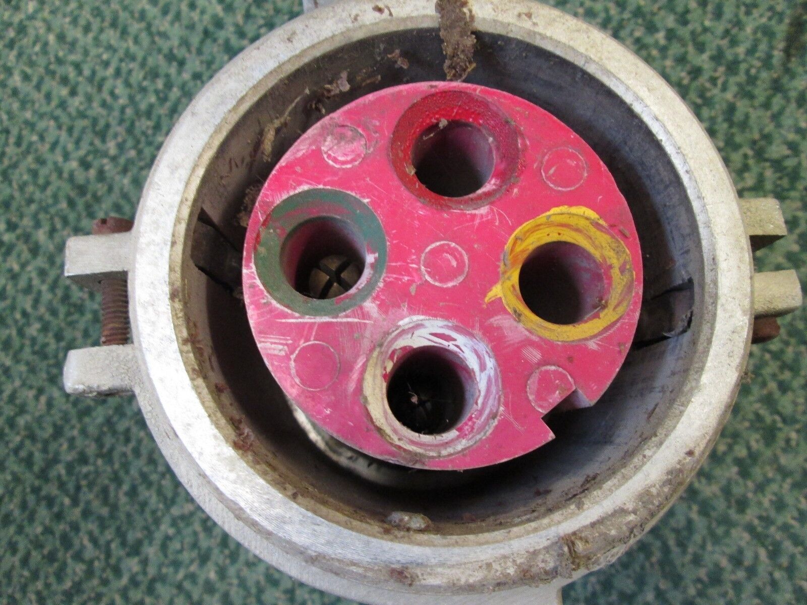 Crouse-Hinds Arktite Receptacle AR-2042 Model M9A 200A 600V 3P 4W Used