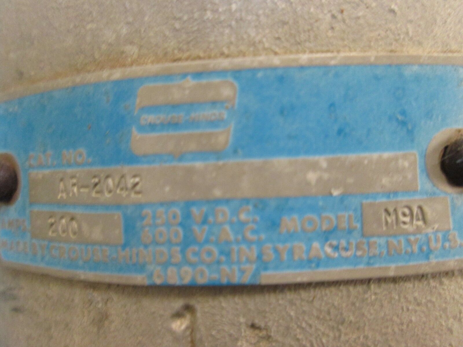 Crouse-Hinds Arktite Receptacle AR-2042 Model M9A 200A 600V 3P 4W Used