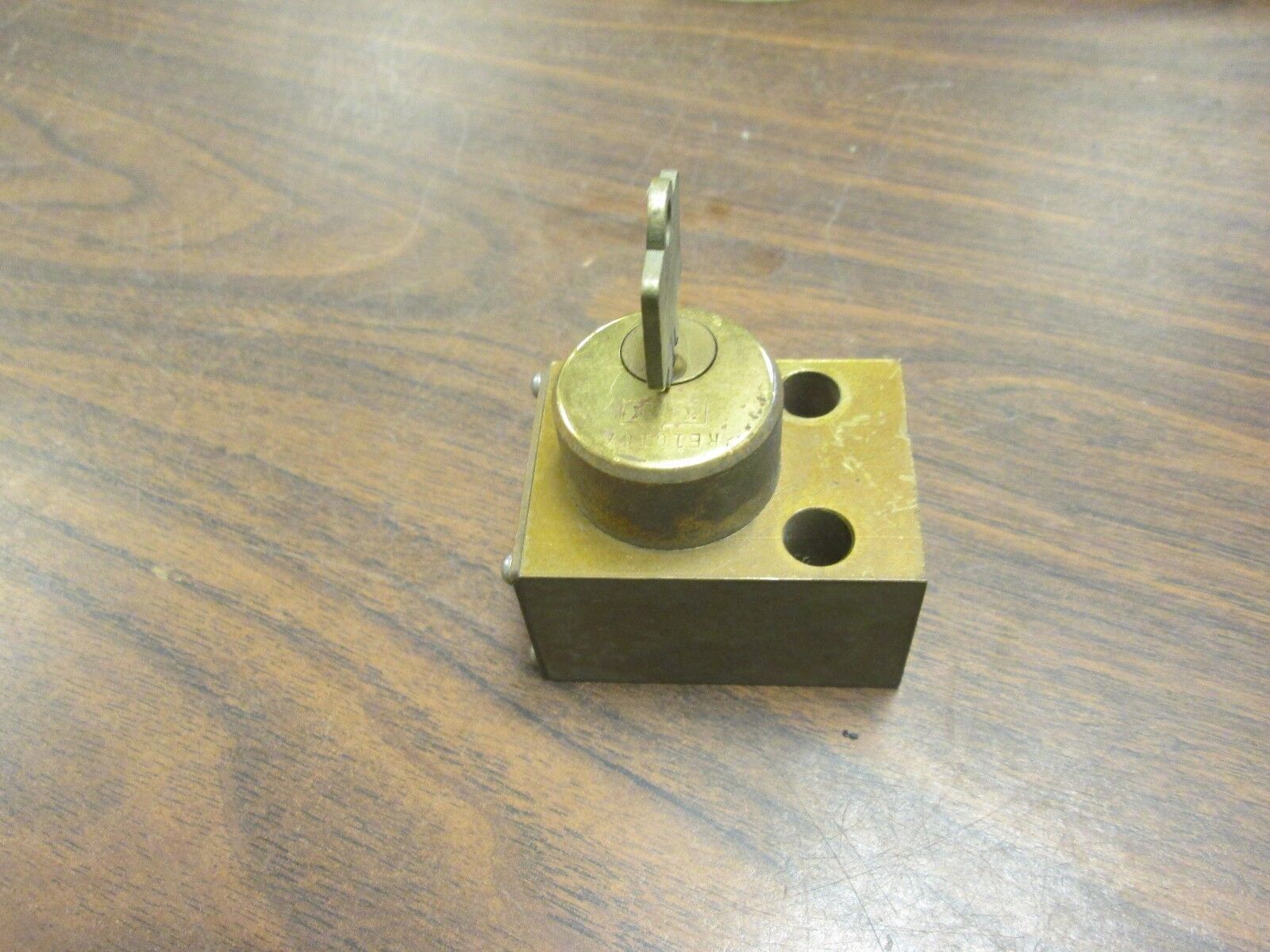 Kirk Interlock 45-75894 Stab Length: 0 to .75" Used