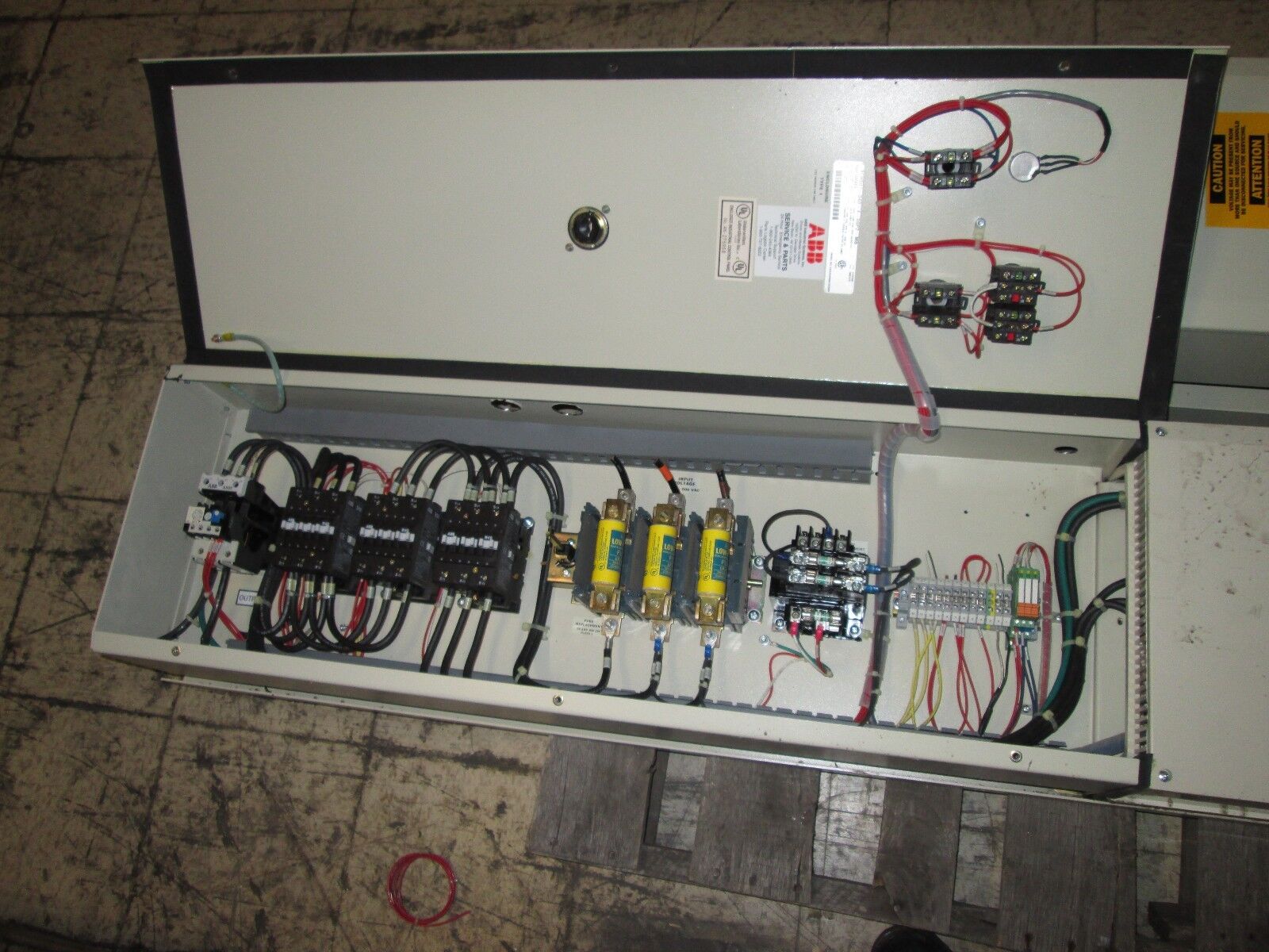 ABB ACH 501 AC Drive w/ Bypass ACH501-040-4-00P2-MB 40HP 3Ph Used