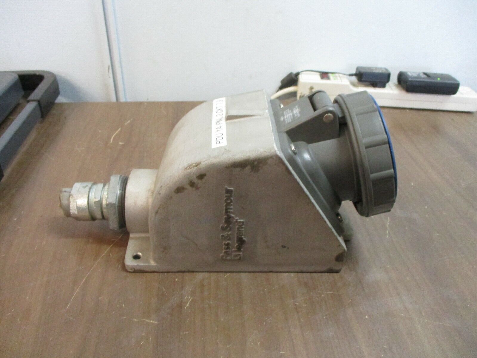 Pass & Seymour Legrand Watertight Receptacle PS360R6-W 60A 250V 2P 3W Used