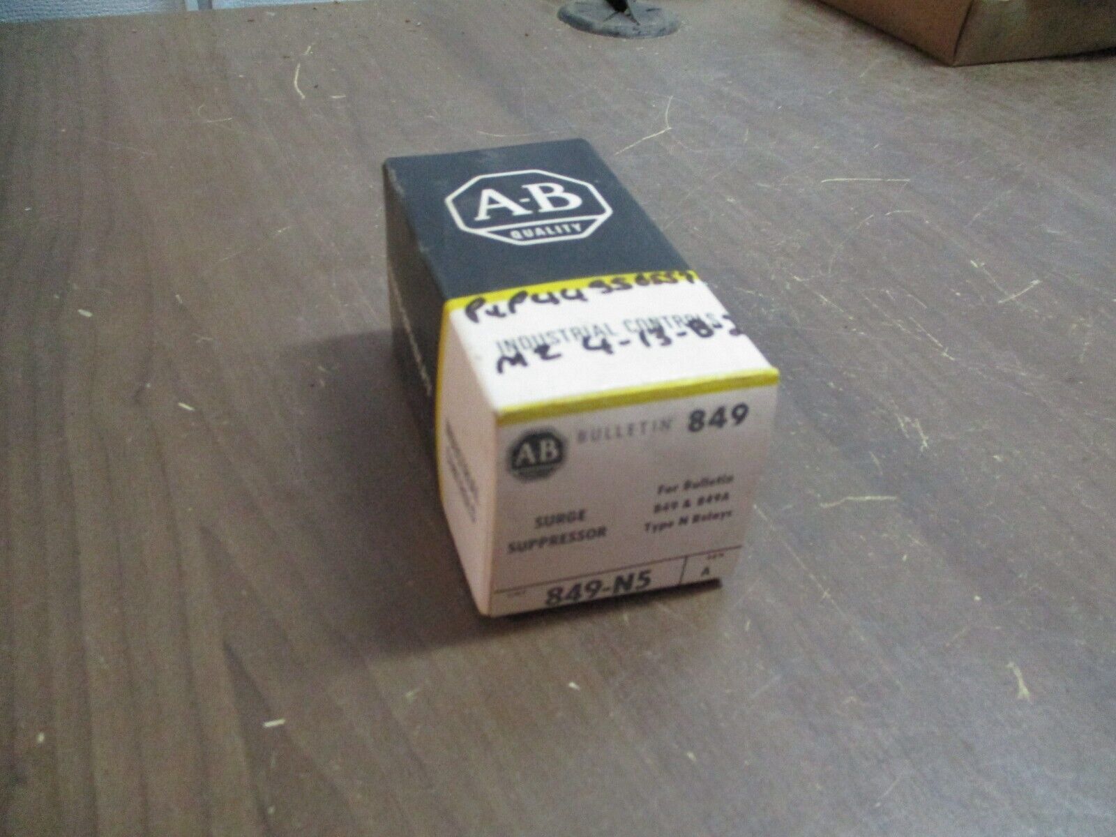 Allen-Bradley Surge Suppressor 849-N5 Ser. A New Surplus