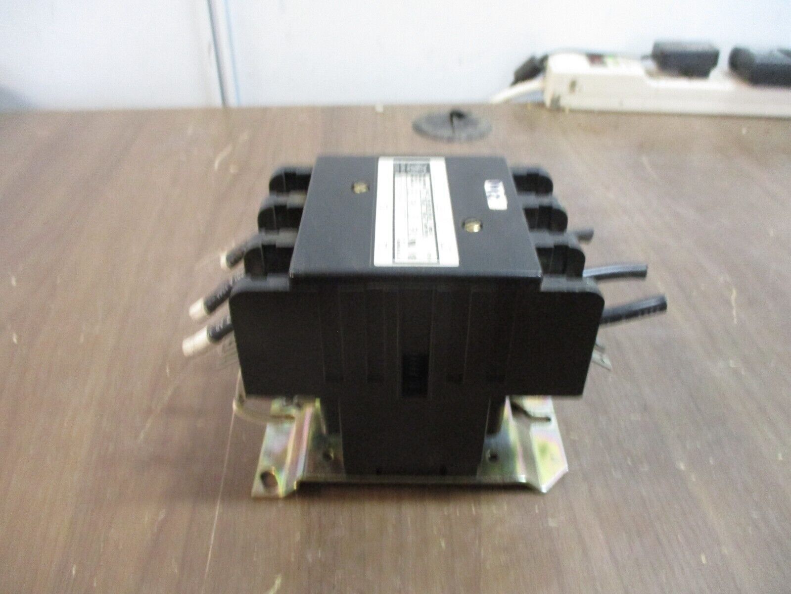 GE Contactor CR353EH3BA1DD 115-120V Coil 90A 600V Used