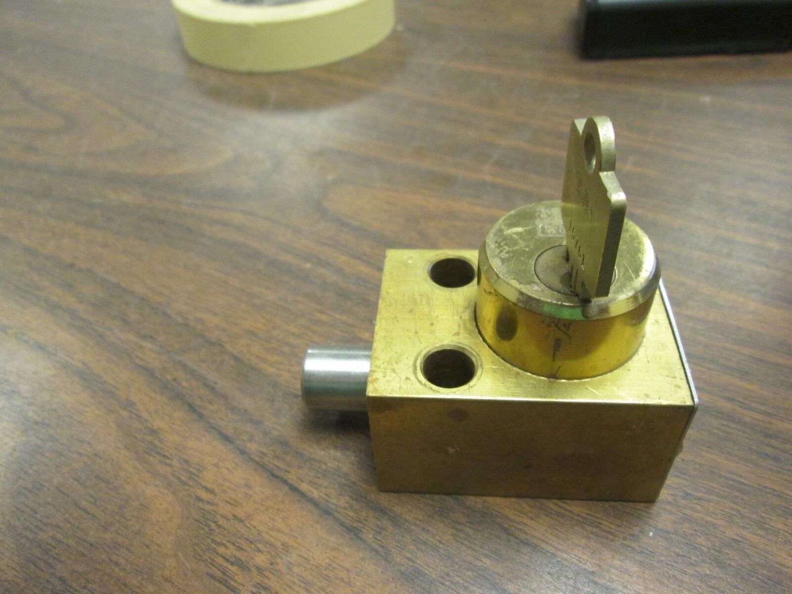 Kirk Interlock 257502 Stab Length: 0 to 0.75" Used