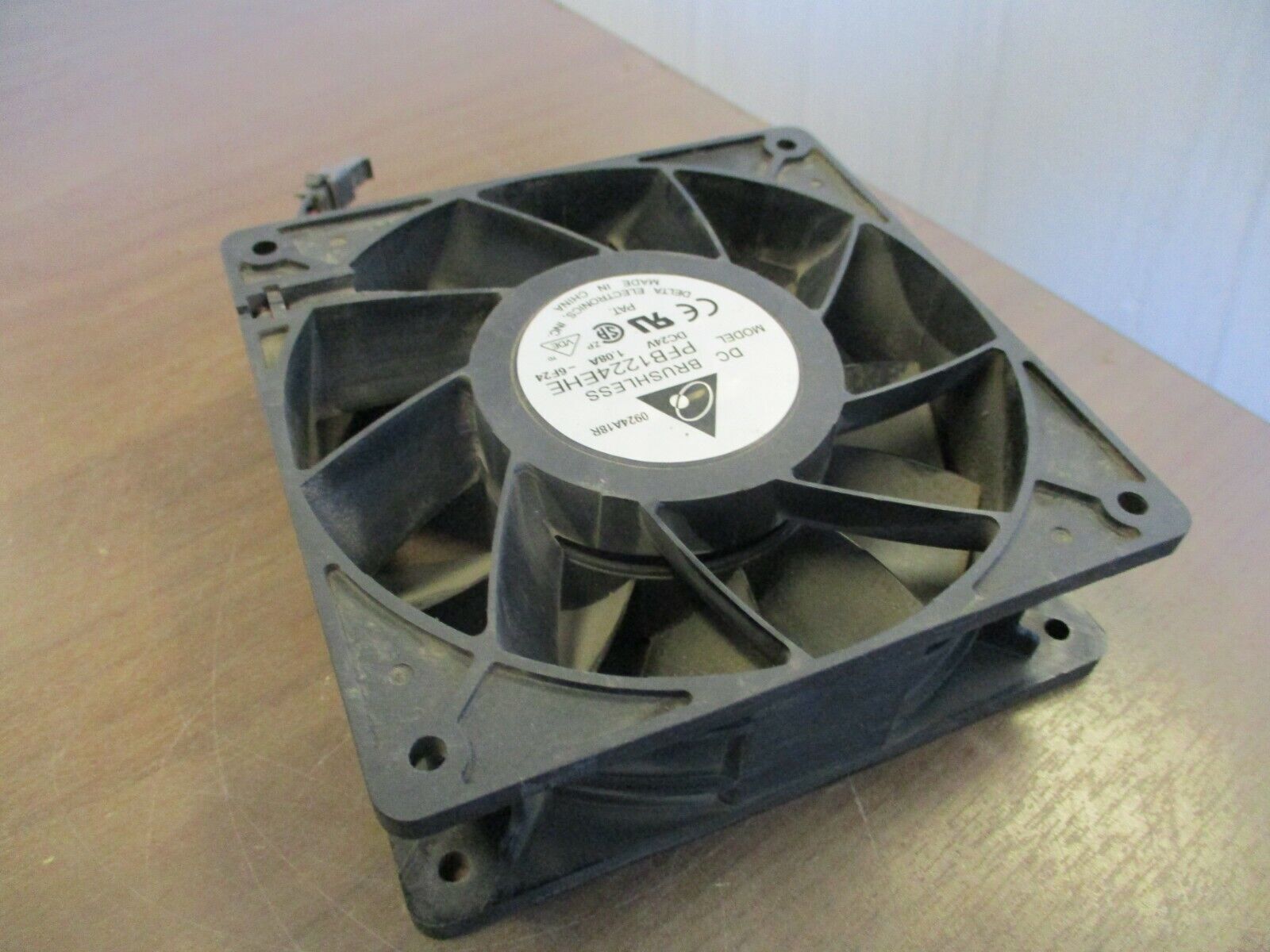 Delta Axial Fan PFB1224EHE 24VDC 1.08A Used