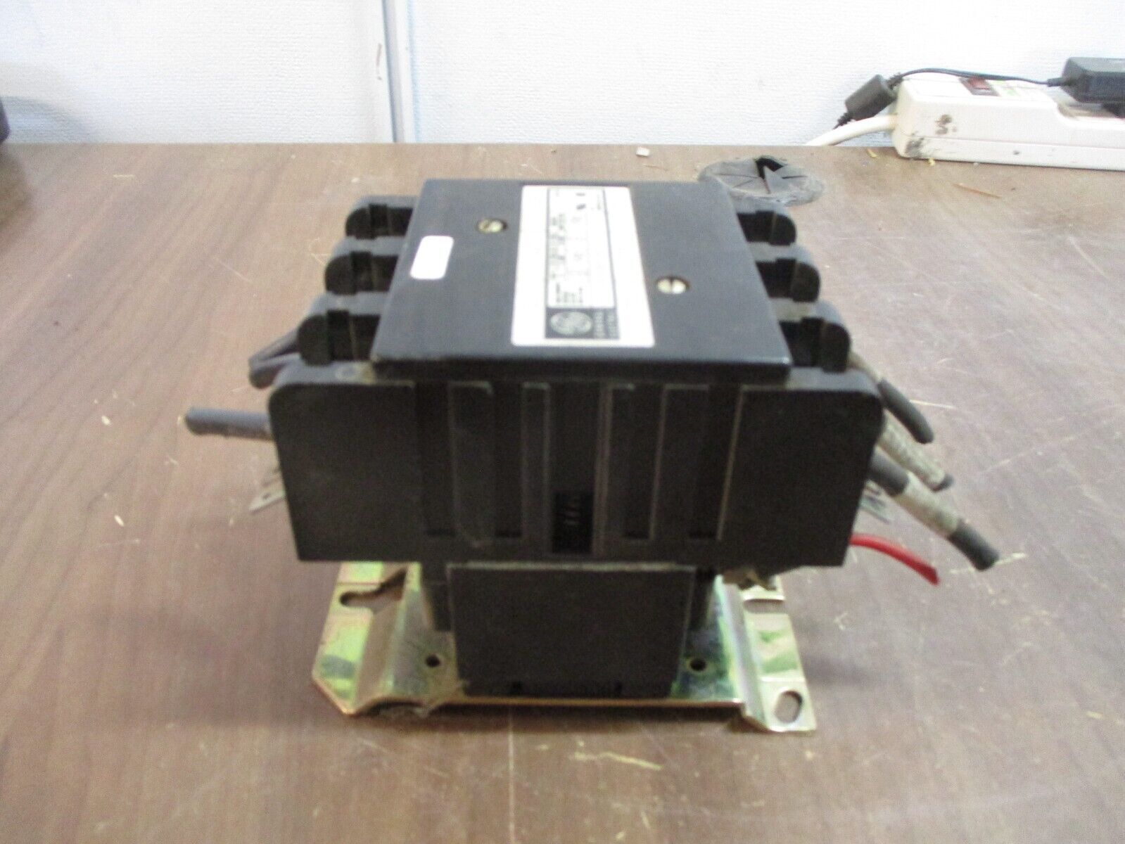 GE Definite Purpose Contactor CR353EH3BA1AD 115-120V Coil 90A 600V Used