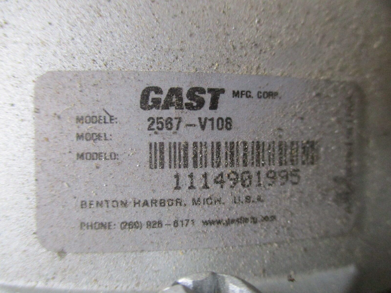 Gast Vacuum Pump 2567-V108 1.5HP 1800RPM 208-230/460V 4.5-4.2/2.1A Used