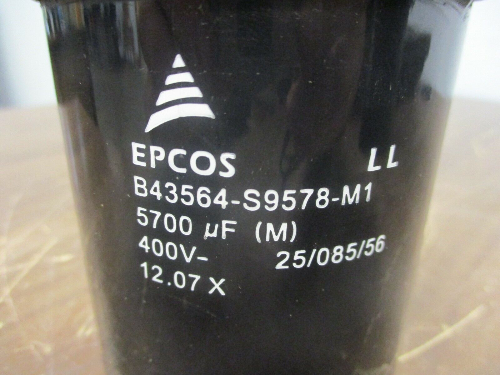 EPCOS Capacitor B43564-S9578-M1 5700uF 400V Used
