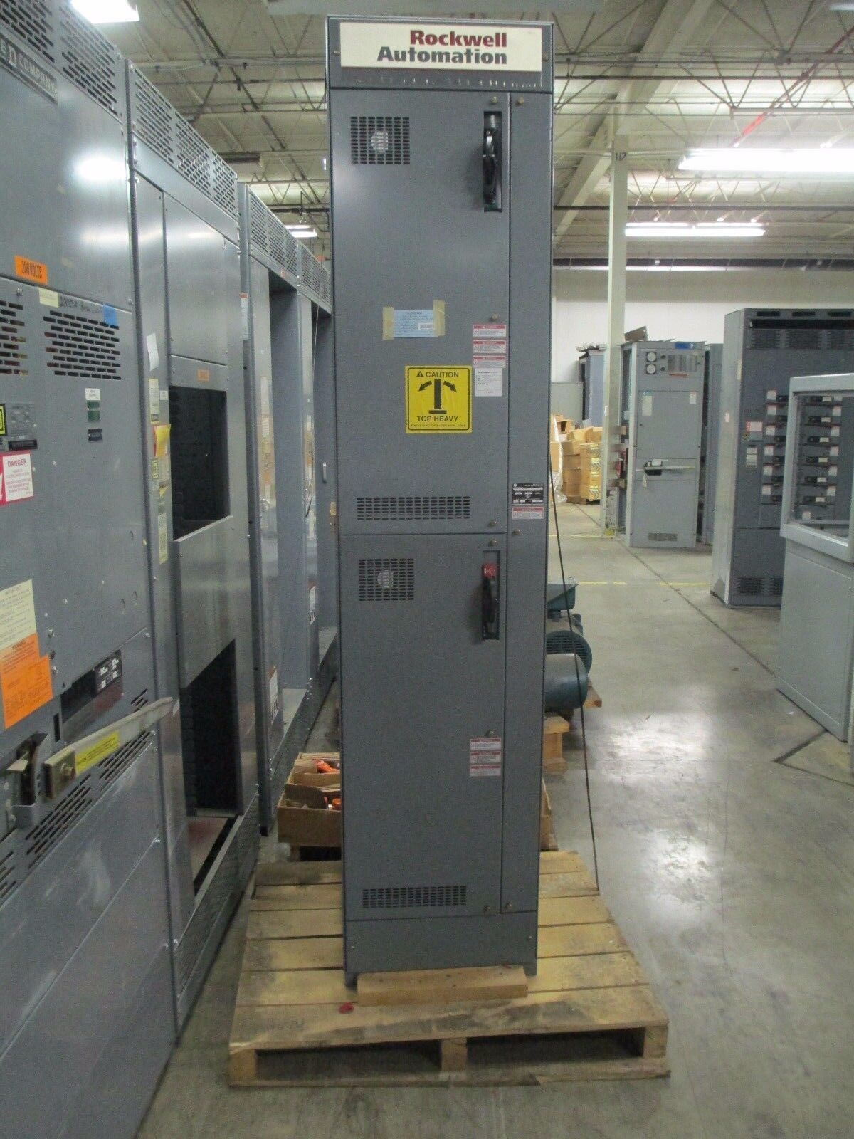 Rockwell Automation MCC W/ 30HP & 20HP DC-AC Drives 620VDC - 460VAC New Surplus