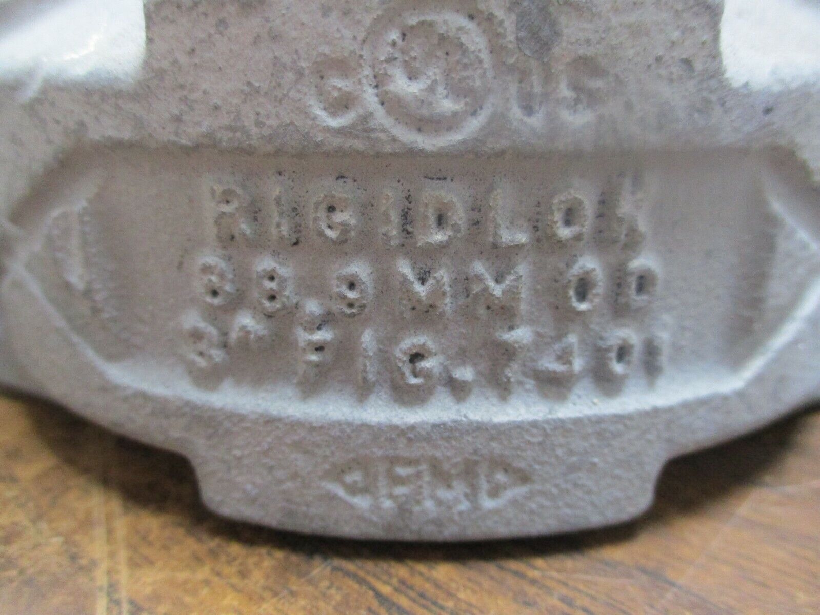 RigidLok Pipe Coupling 88.9MM 0D Size: 3" Used