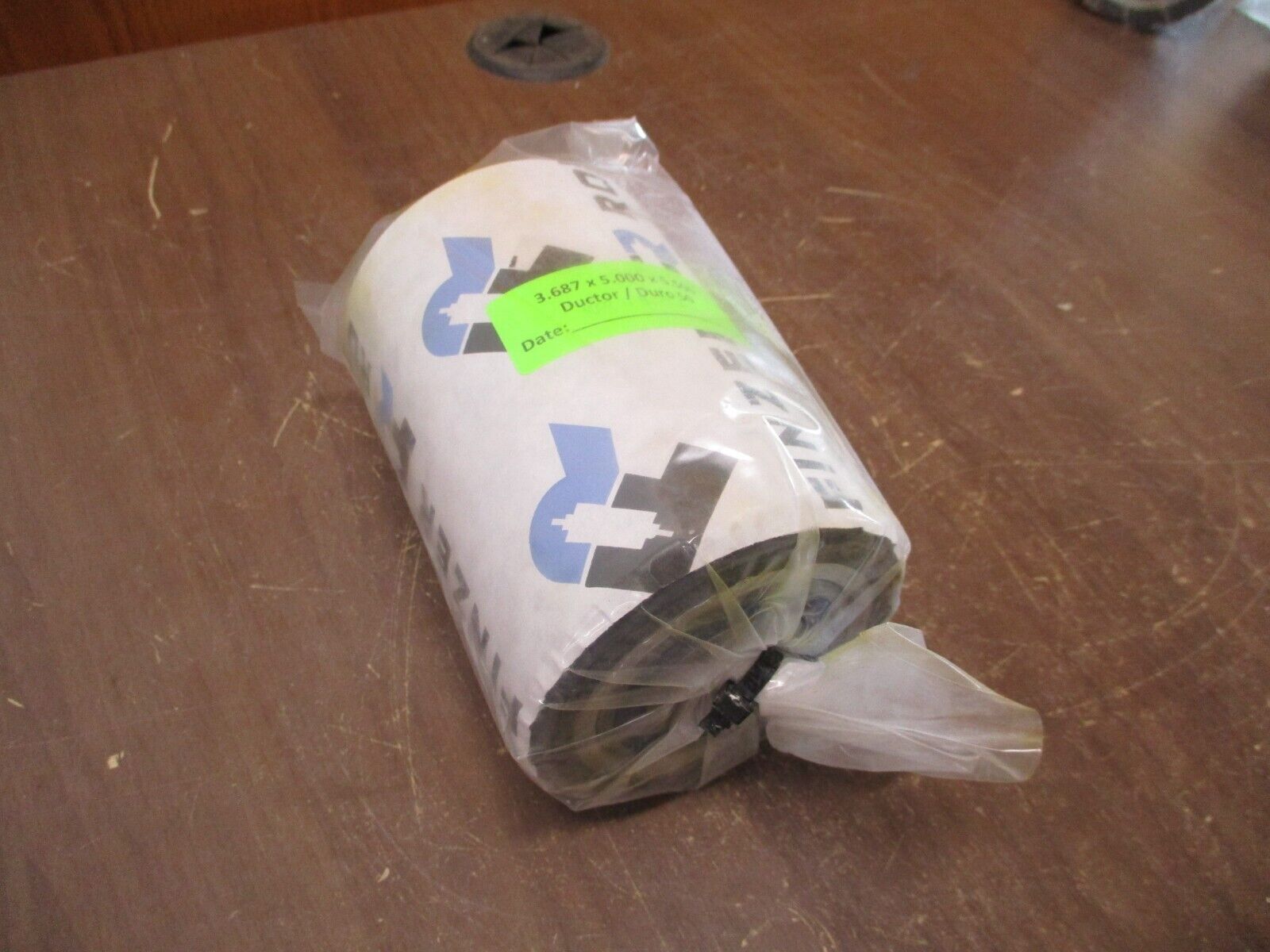 Finzer Roller Roller RE71-RU12-SFHY50 3.687 x 5.000 x 5.500 *No Box* New Surplus