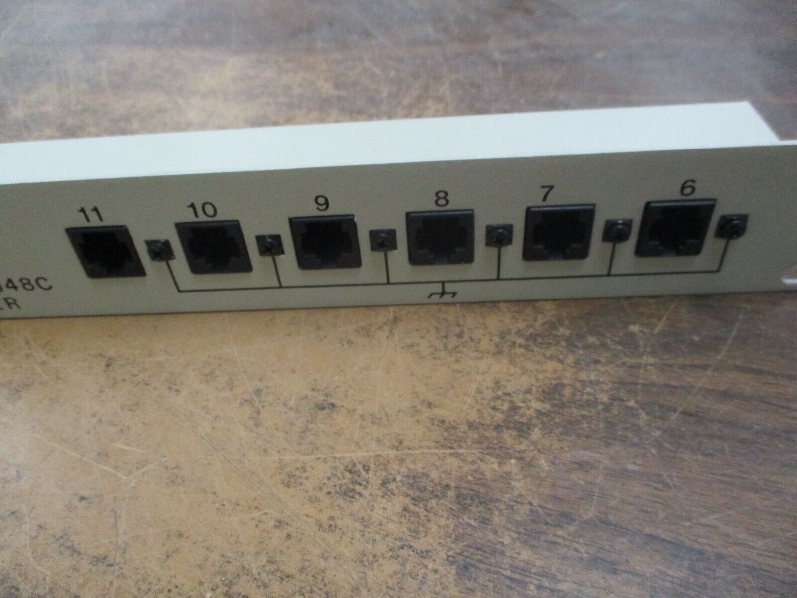 ADC Kentrox RJ48H to RJ48C Converter 77830 12-Port Used