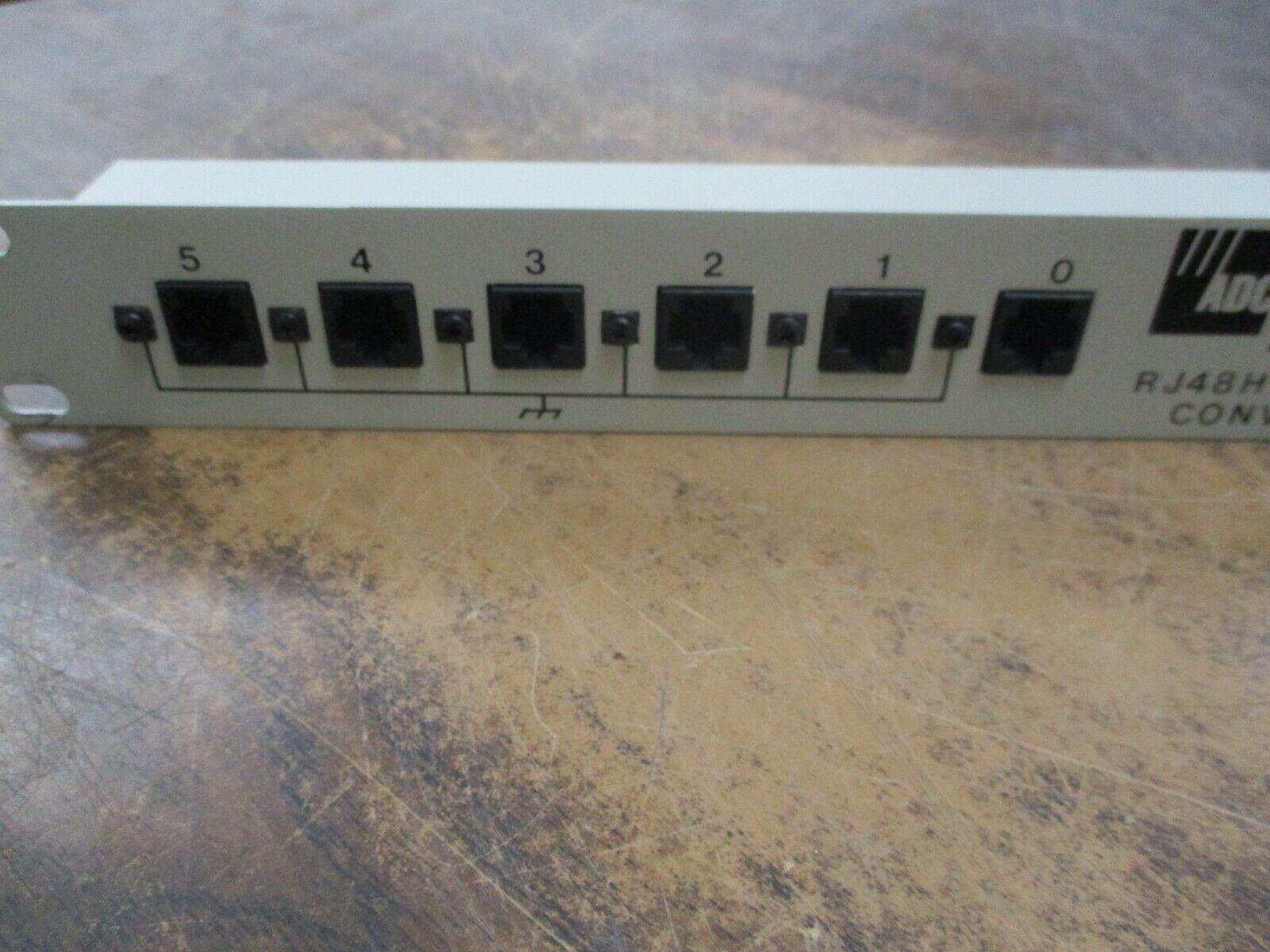 ADC Kentrox RJ48H to RJ48C Converter 77830 12-Port Used