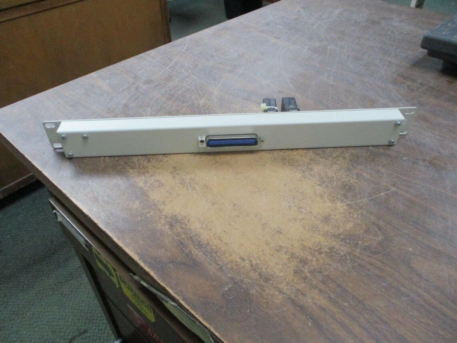 Kentrox RJ48H to DA15 Converter 77840 DA15S Used