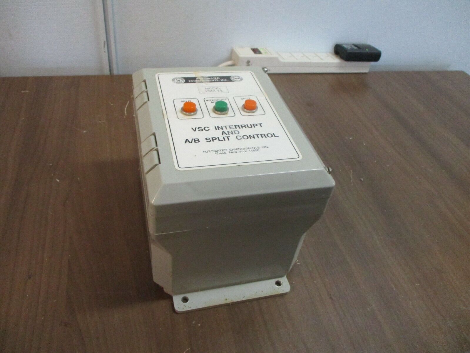 Automated Environments VSC Interrupt A/B Split Control VSCI-1/L Used