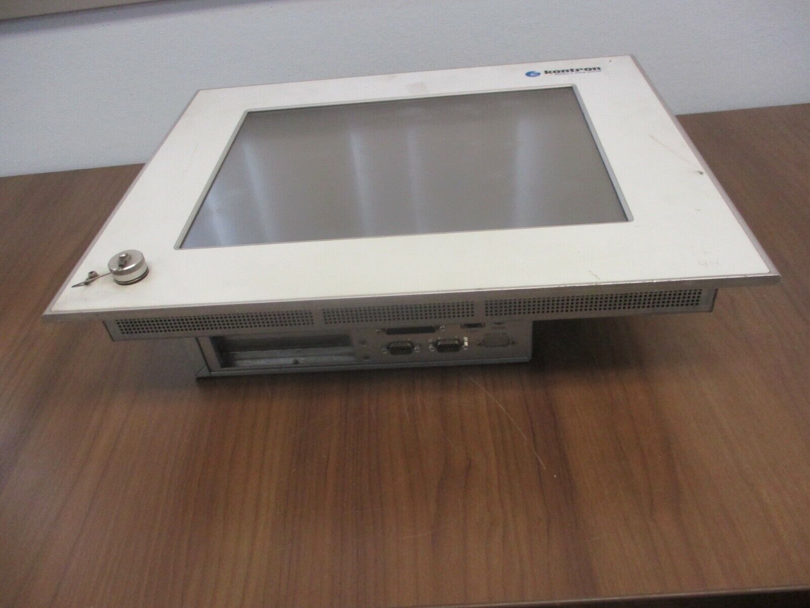 Kontron V-Panel 150 2A0H62026 24VDC 3.8A Used