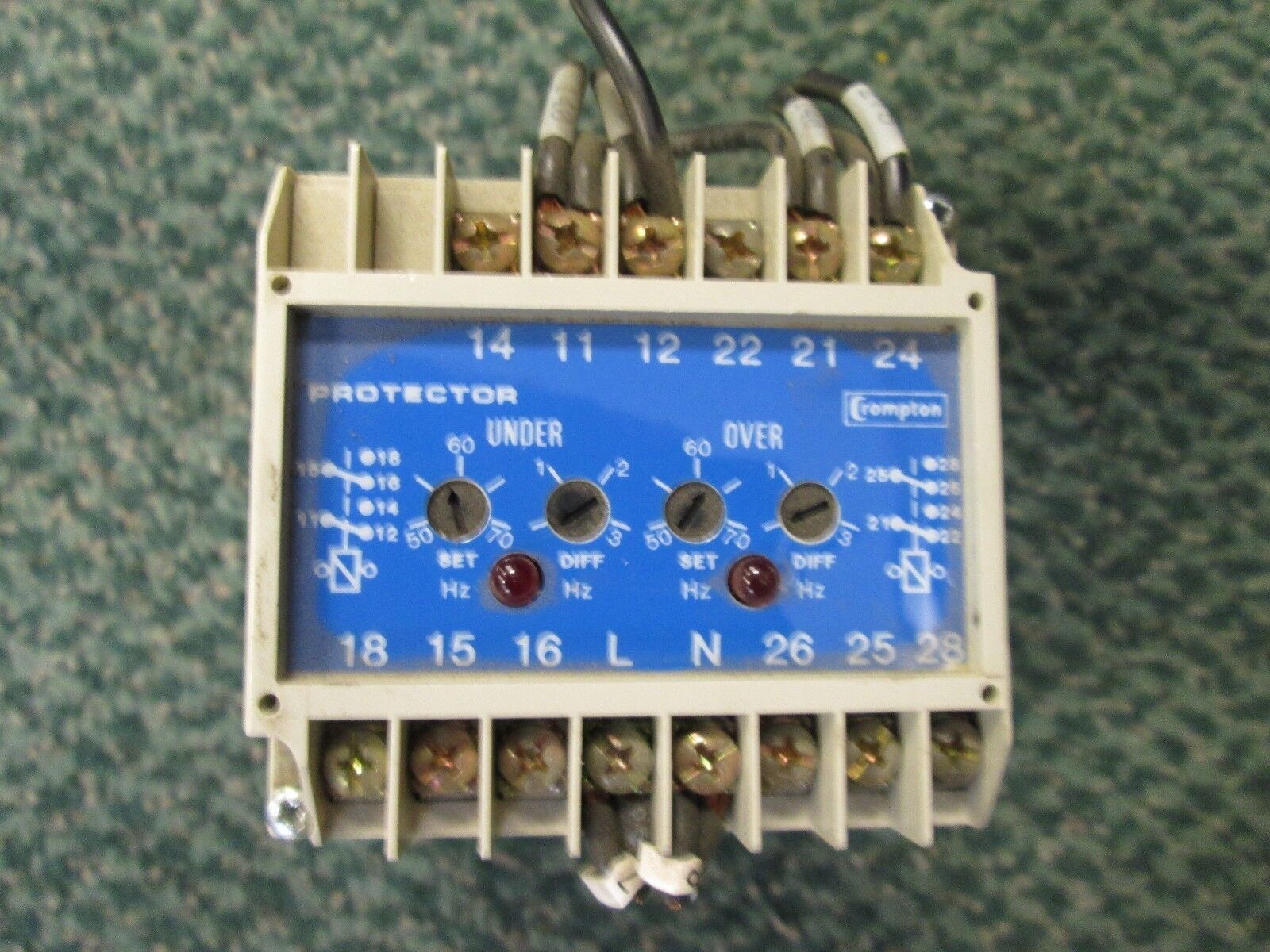 Crompton Protection Relay 253-PHDU 120V 60Hz Used