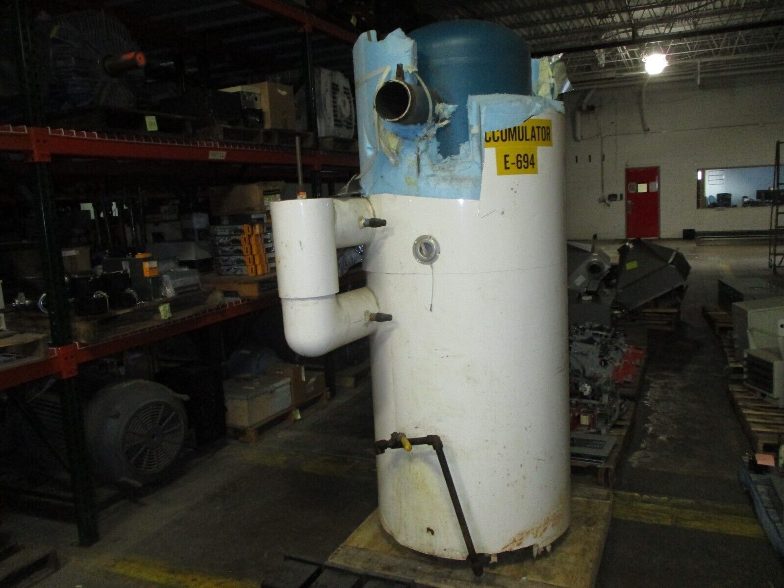 RVS Ammonia Tank Max Pressure: 250PSI @ 300°F MFD: 2010 Used