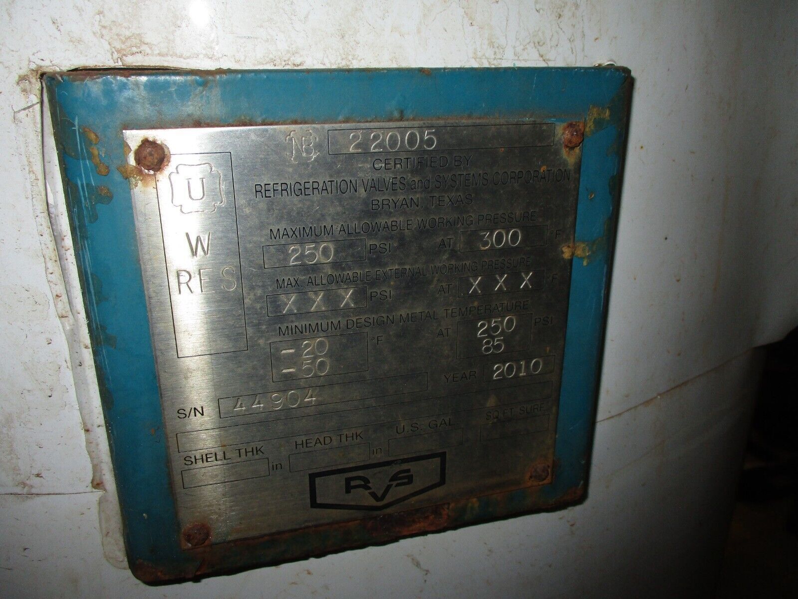 RVS Ammonia Tank Max Pressure: 250PSI @ 300°F MFD: 2010 Used