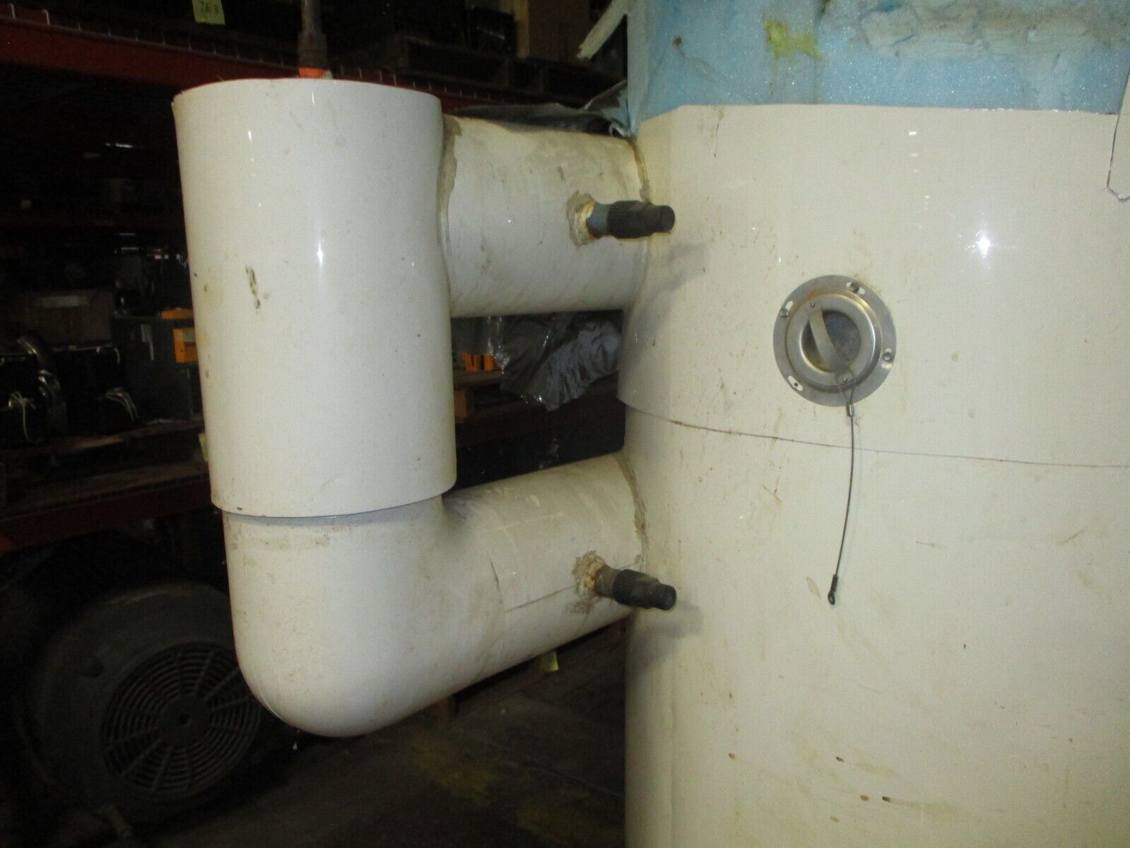 RVS Ammonia Tank Max Pressure: 250PSI @ 300°F MFD: 2010 Used