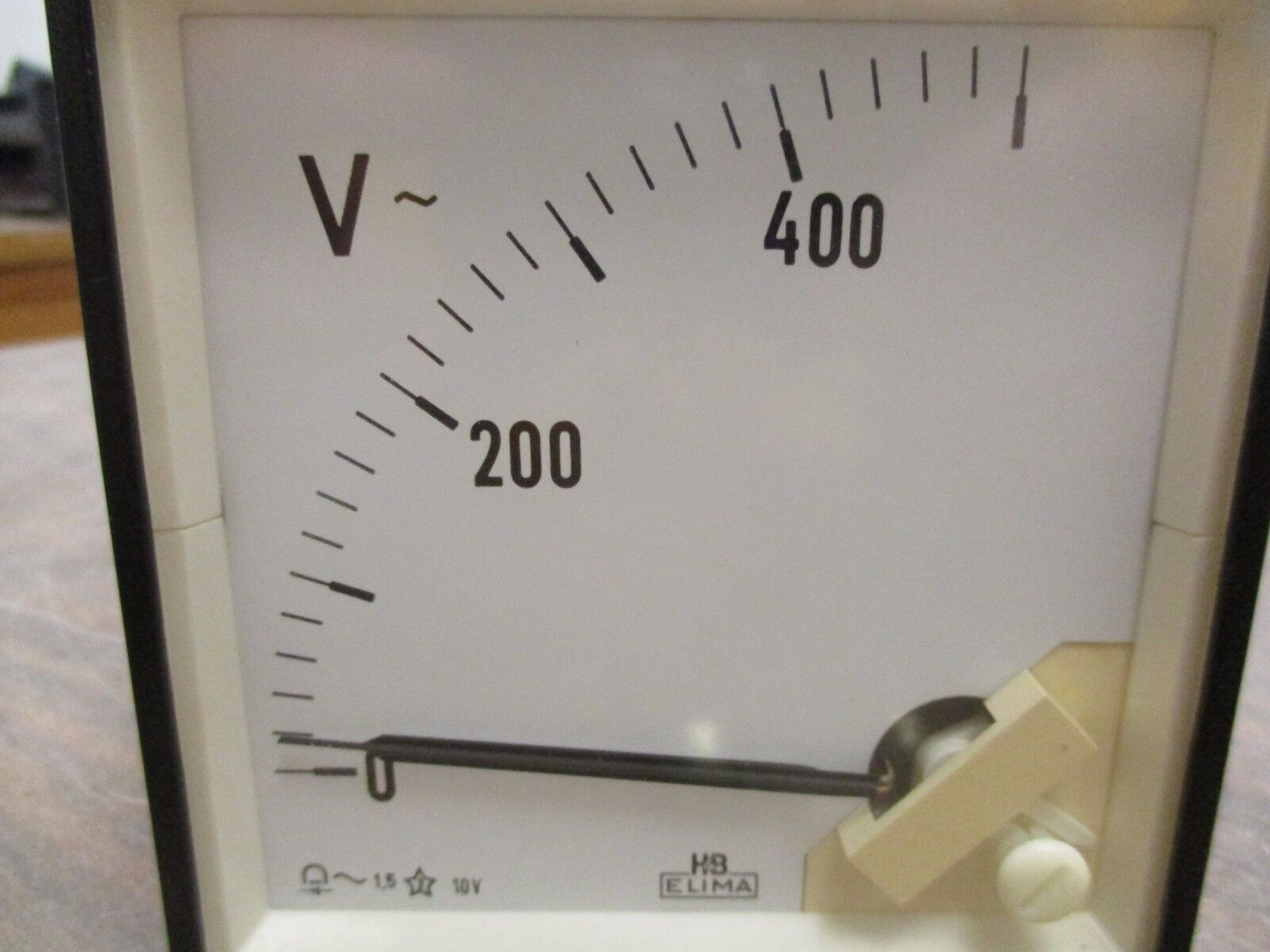 H&B Elima Voltmeter SACH-NR 029 054 Range: 0-500V Used
