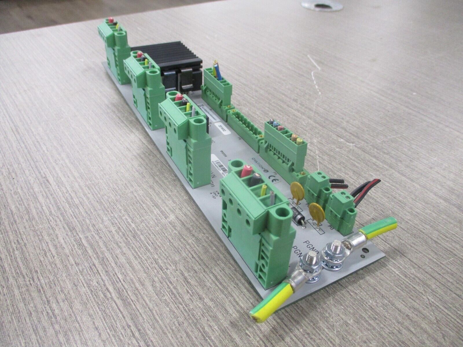 Emerson Ovation Power Distribution Module 5X00489G01 Rev. 06 Used