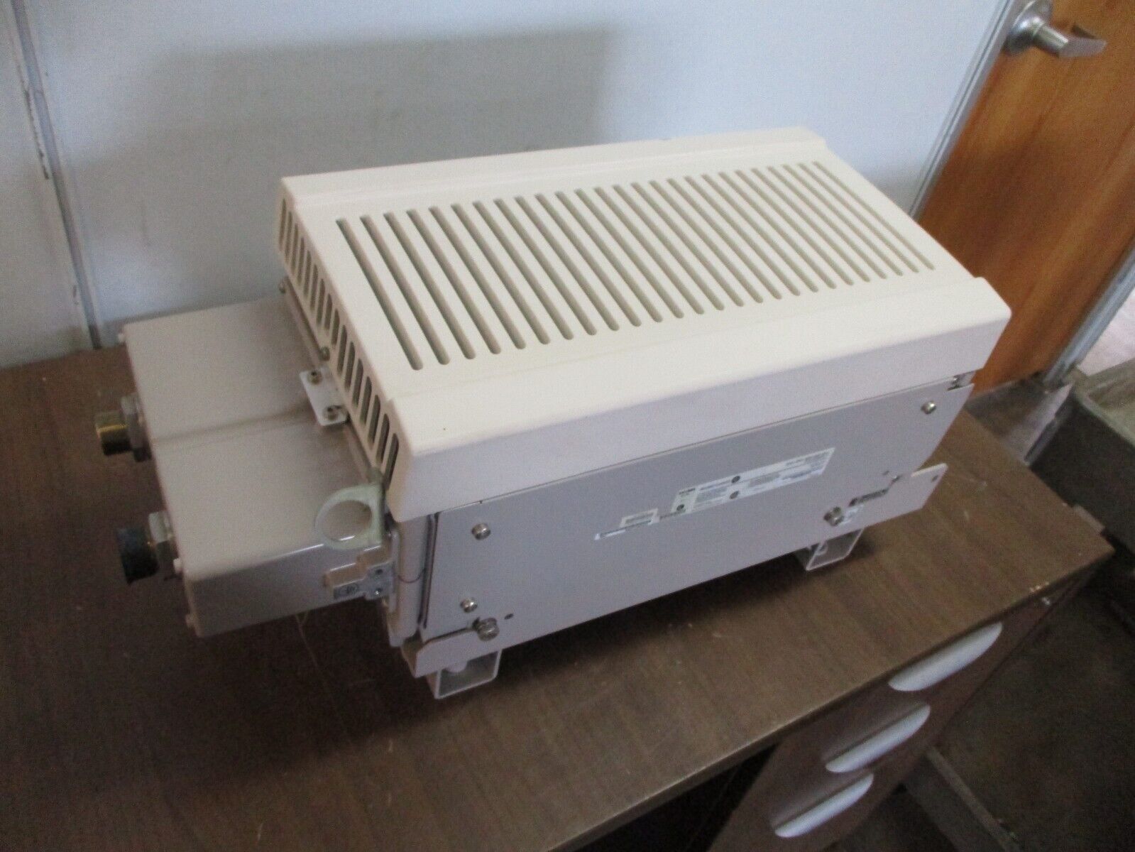 Alcatel-Lucent DC Power Supply 409047529 V3.1 Rev. 00 48VDC 6.9A Used