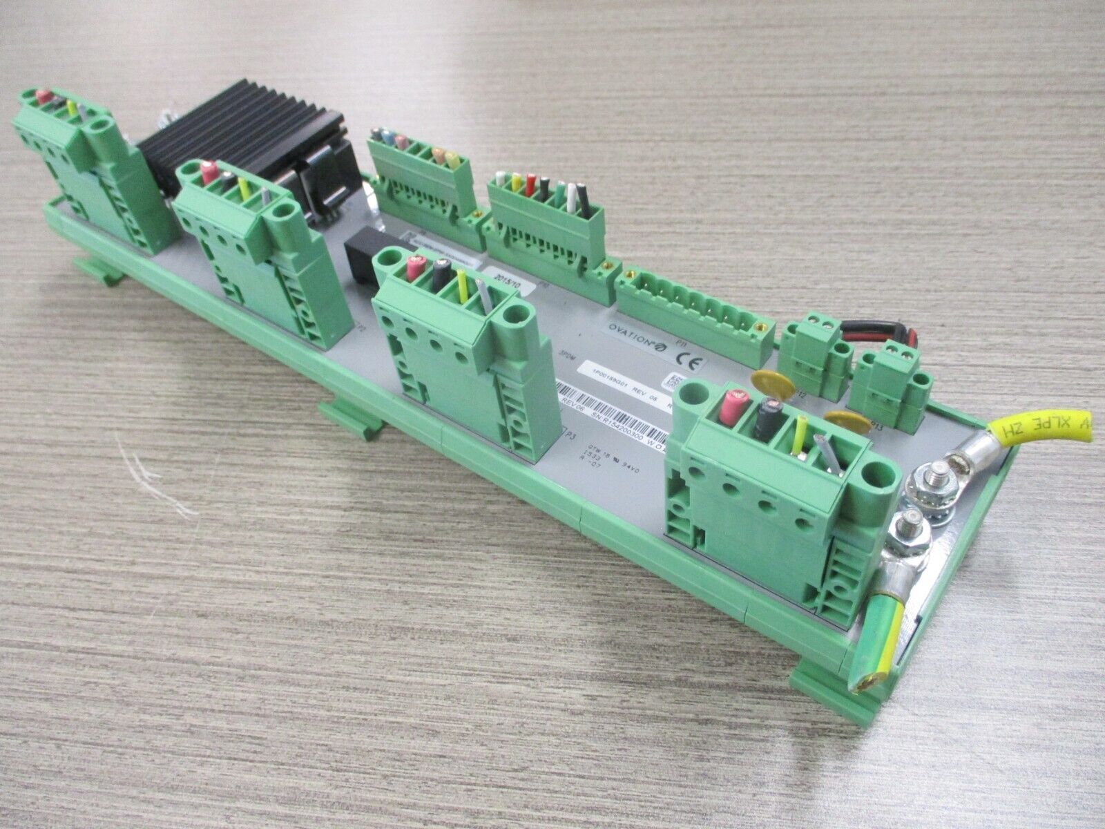 Emerson Ovation Power Distribution Module 5X00489G01 Rev. 06 Used