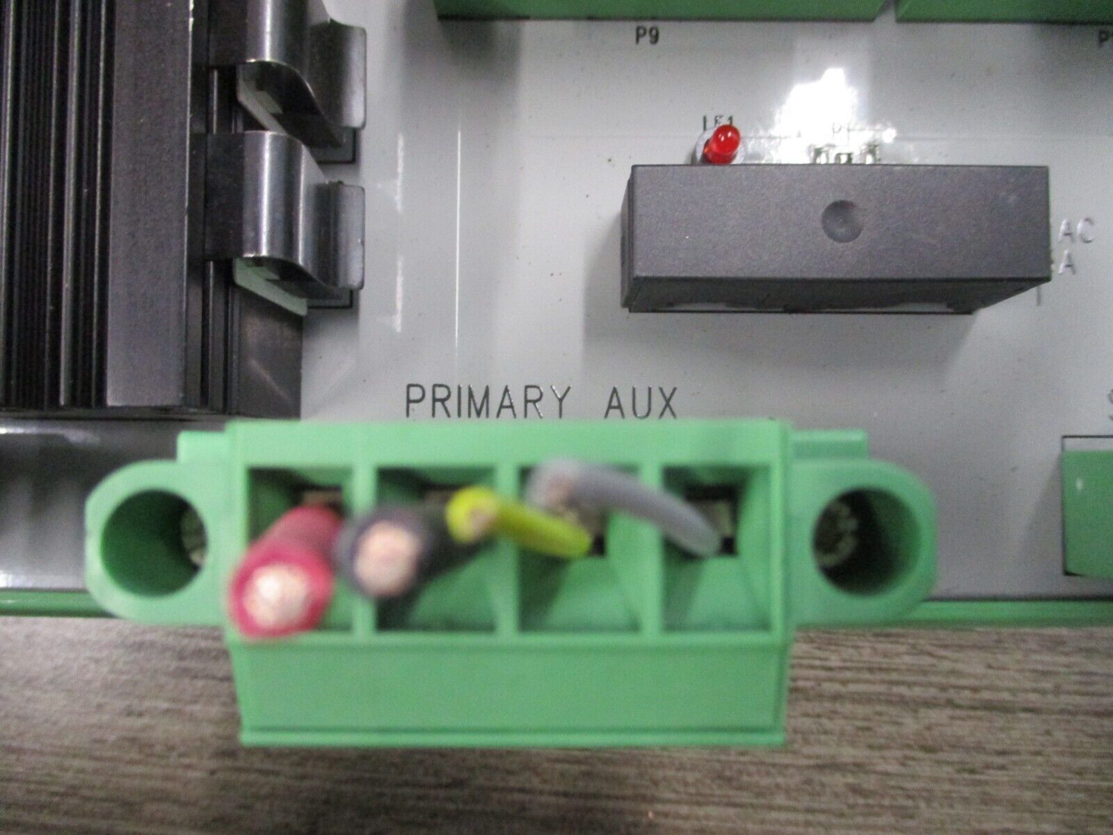 Emerson Ovation Power Distribution Module 5X00489G01 Rev. 04 Used