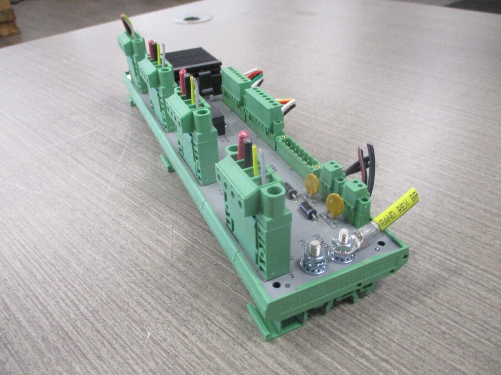 Emerson Ovation Power Distribution Module 5X00489G01 Rev. 04 Used