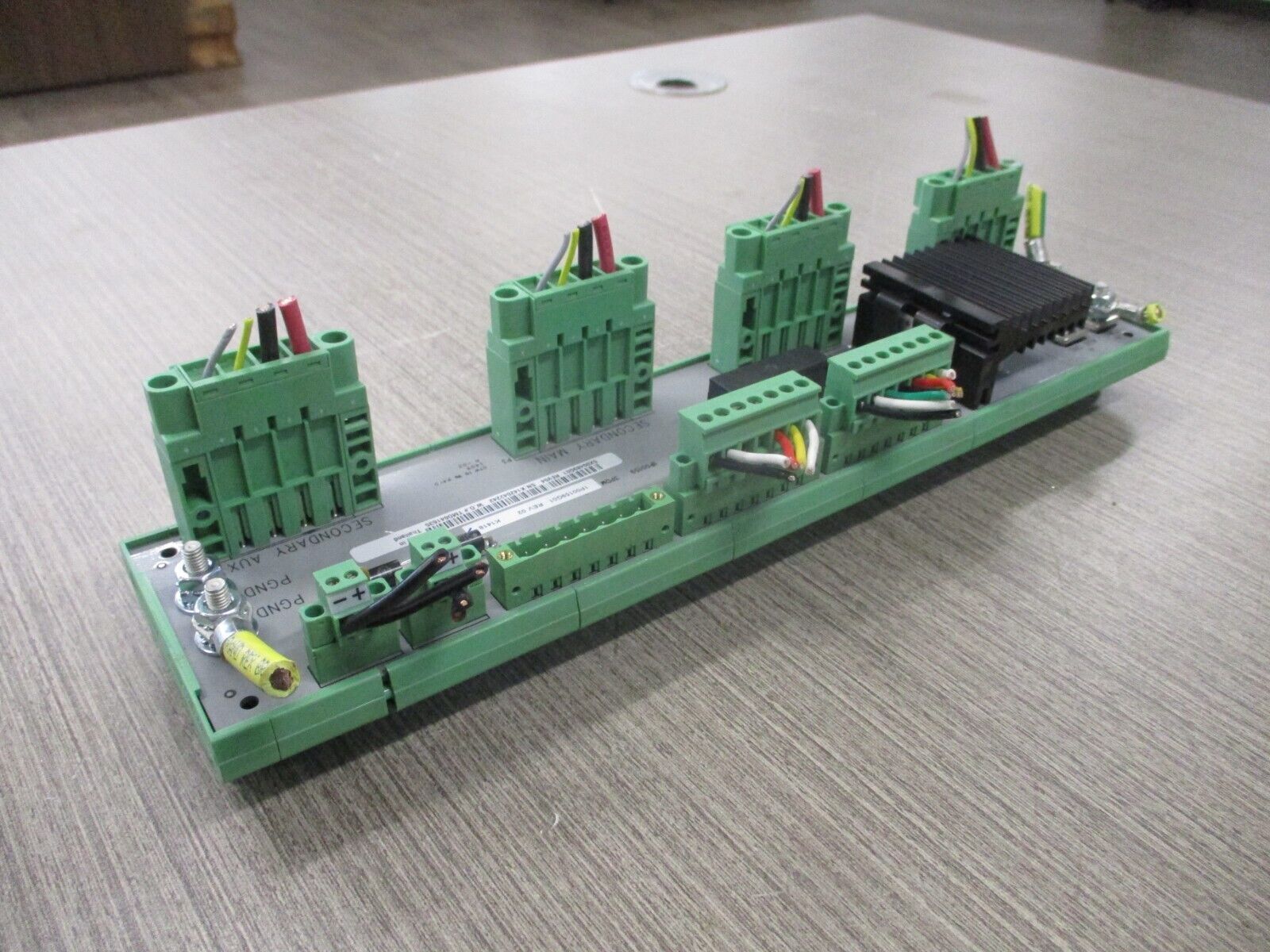 Emerson Ovation Power Distribution Module 5X00489G01 Rev. 04 Used