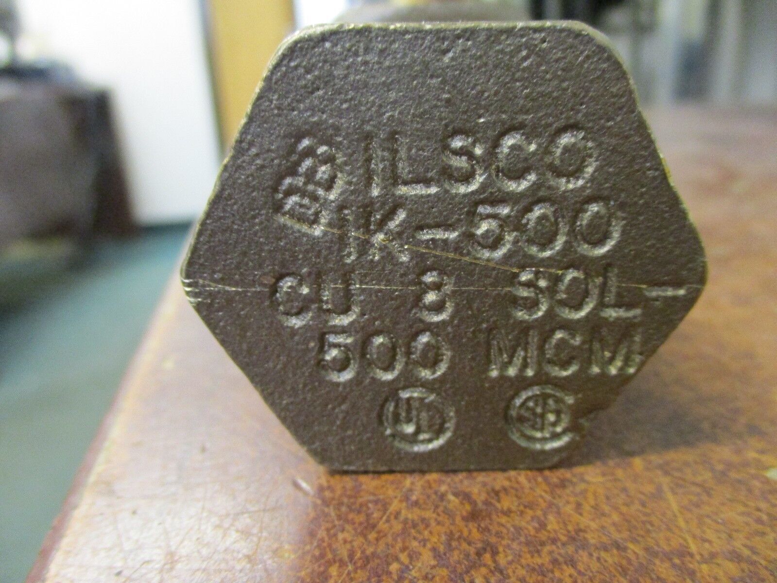 Ilsco Split Bolt Connector IK-500 500 MCM Used