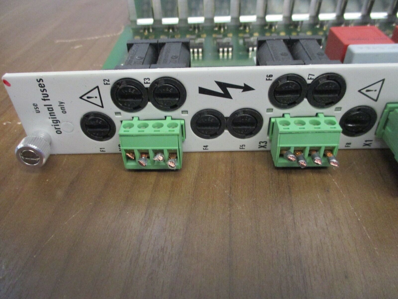 Hetronik Output Card HC510-OC-230-16-I 230VAC 6.6A 50-60Hz Used