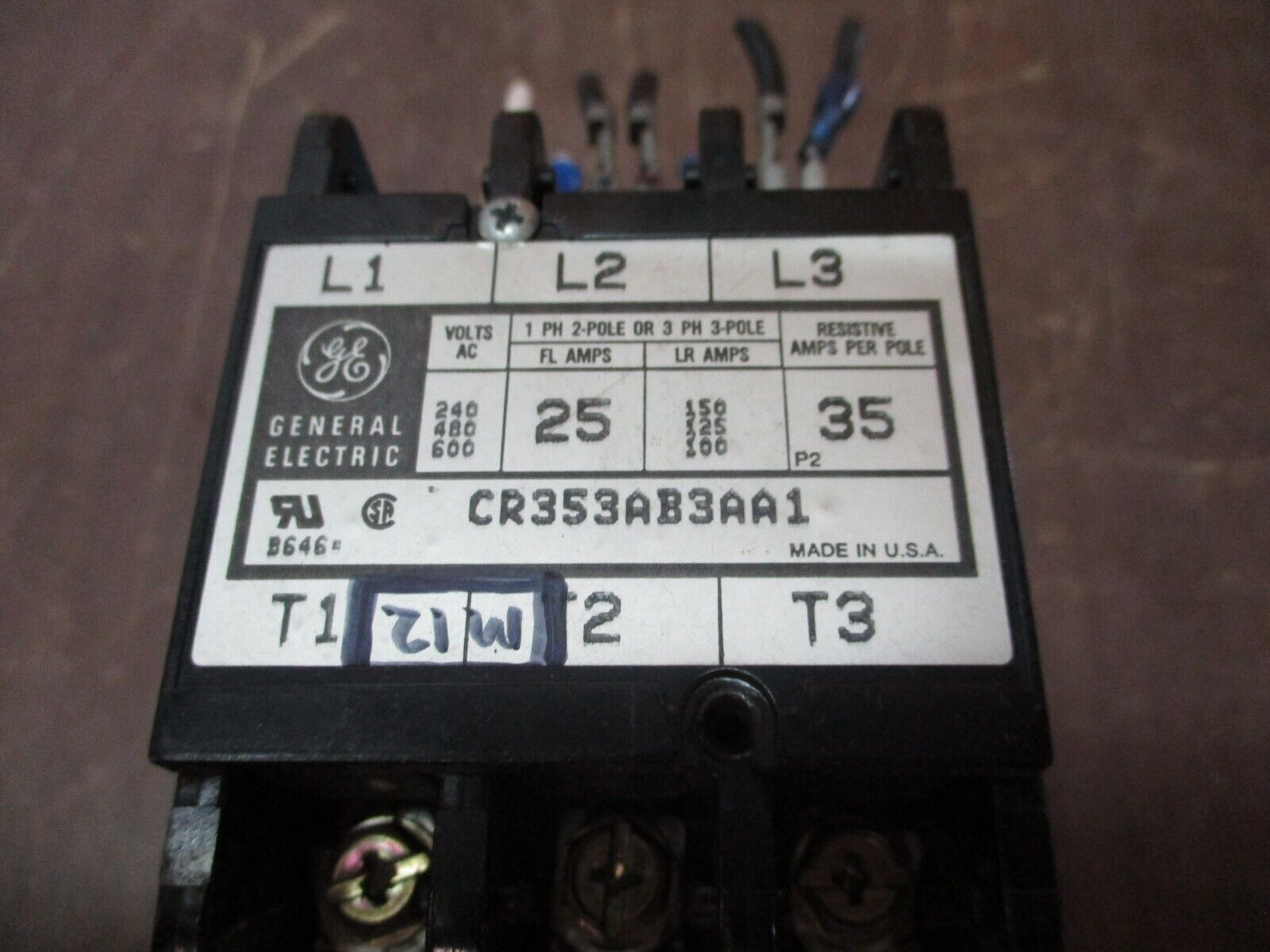 GE Contactor CR353AB3AA1 25A 600V 120V Coil *Missing (3) Screws* Used