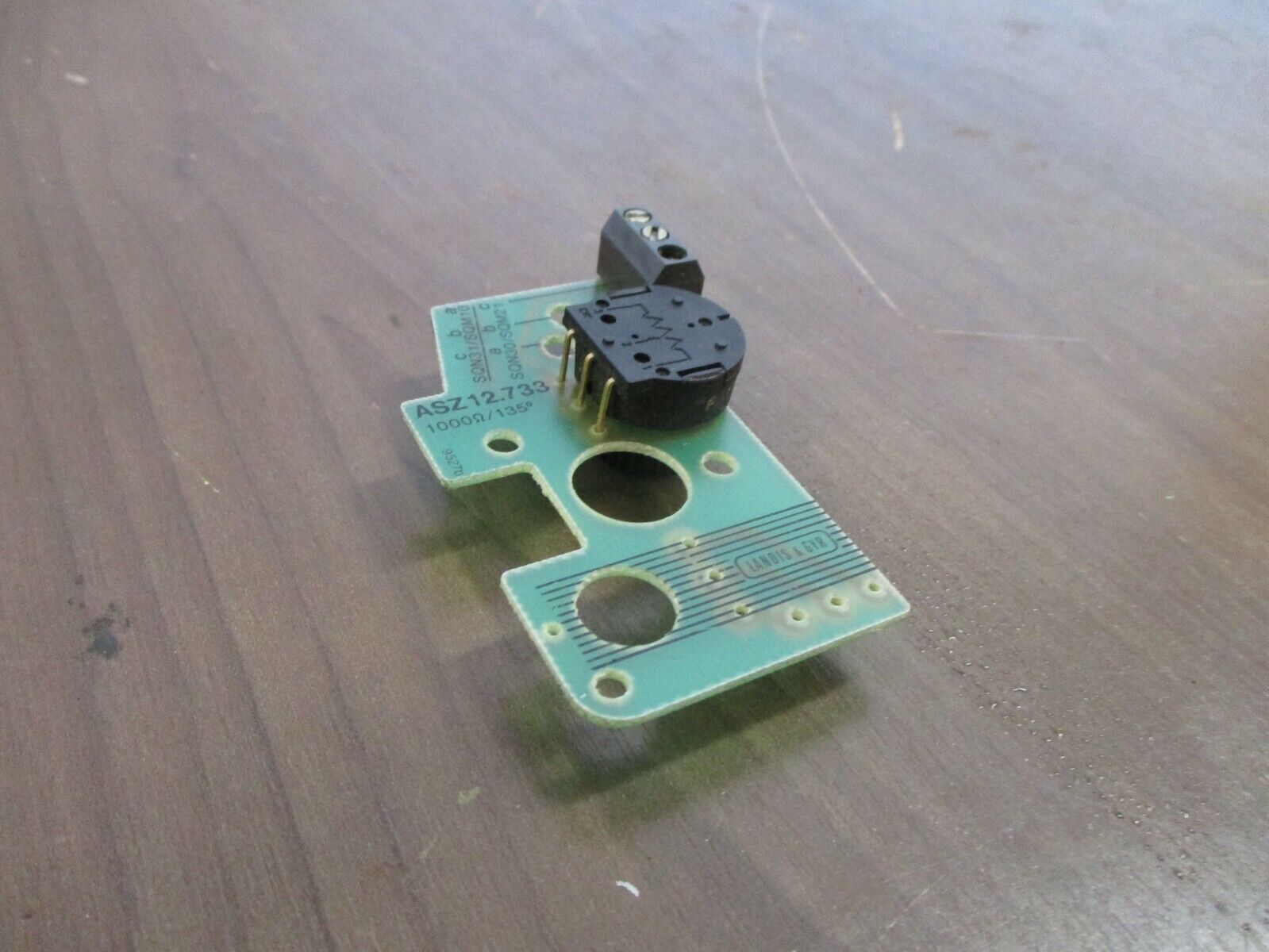 Landis & Gyr Potentiometer ASZ12.733 1000 Ohm 135° Used