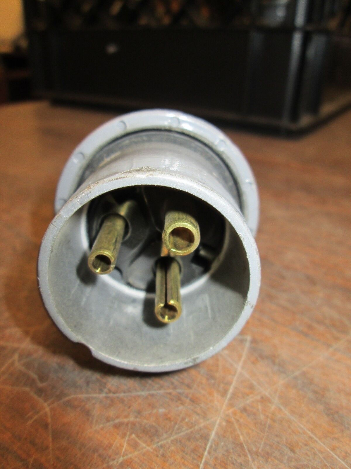 Russellstoll Plug 3720 15A @ 600V 20A @ 250V 3W Used